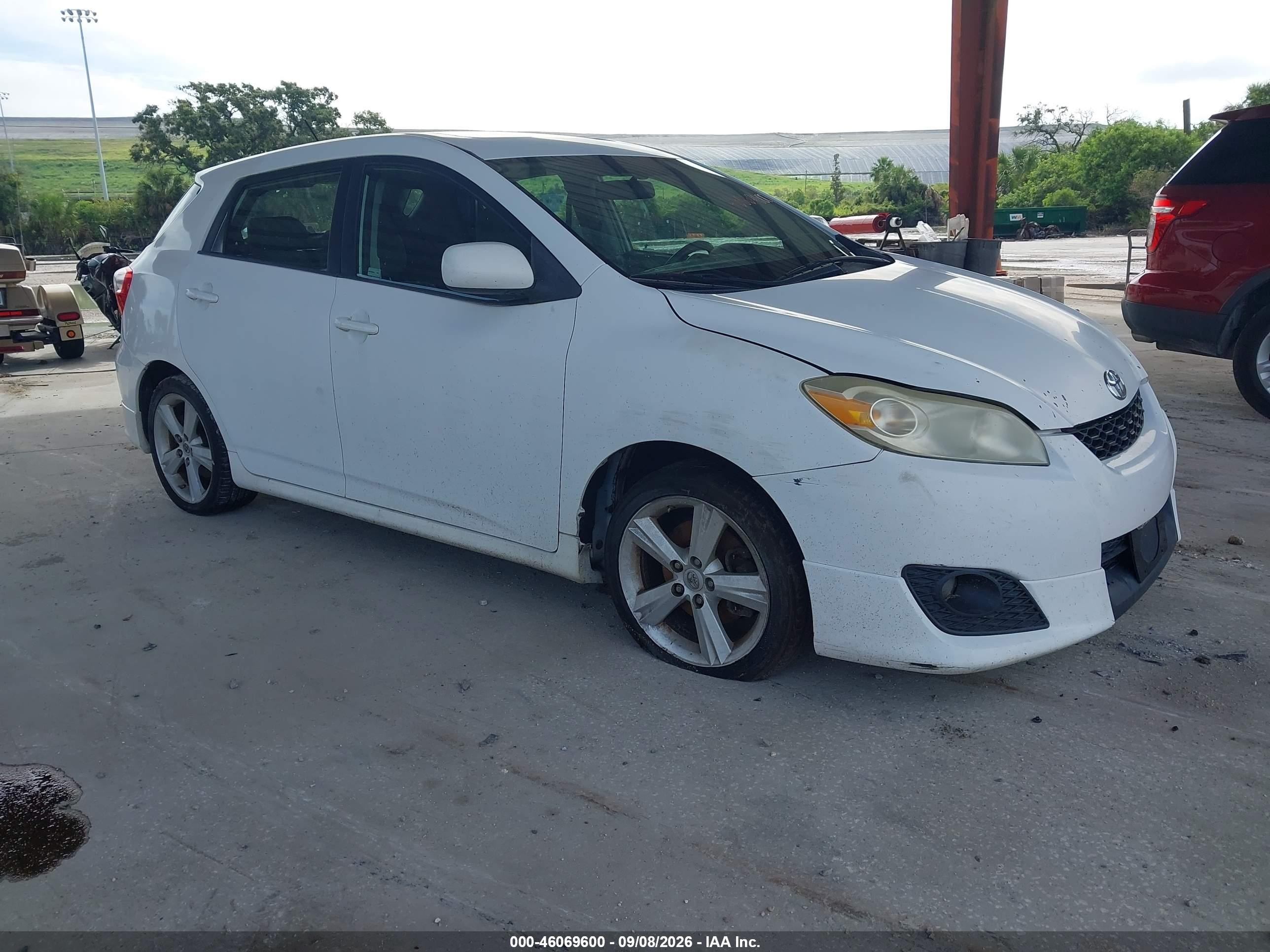 2009 Toyota Matrix S White vin: 2T1KE40E39C020565