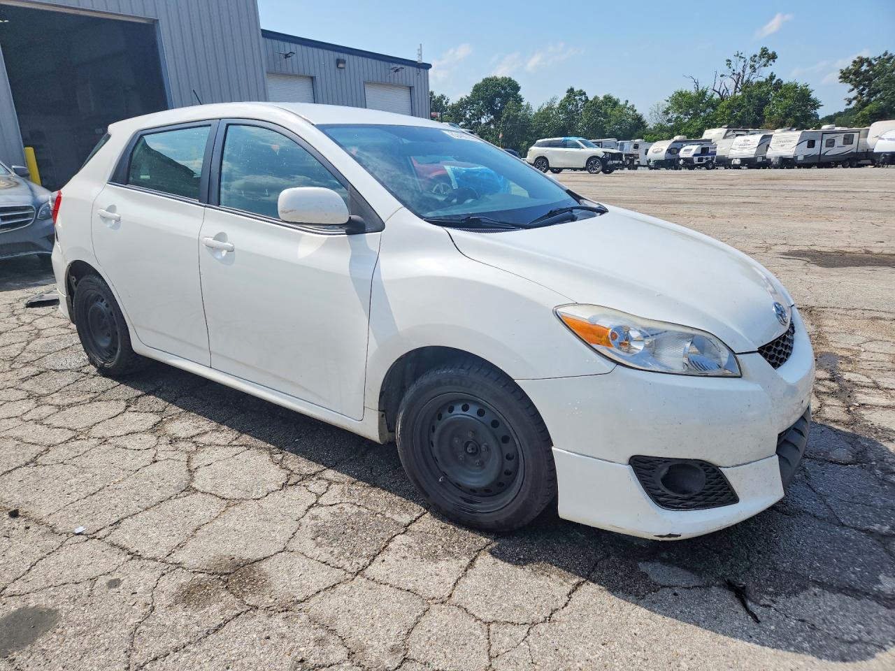 2009 Toyota Matrix S White vin: 2T1KE40E49C010286