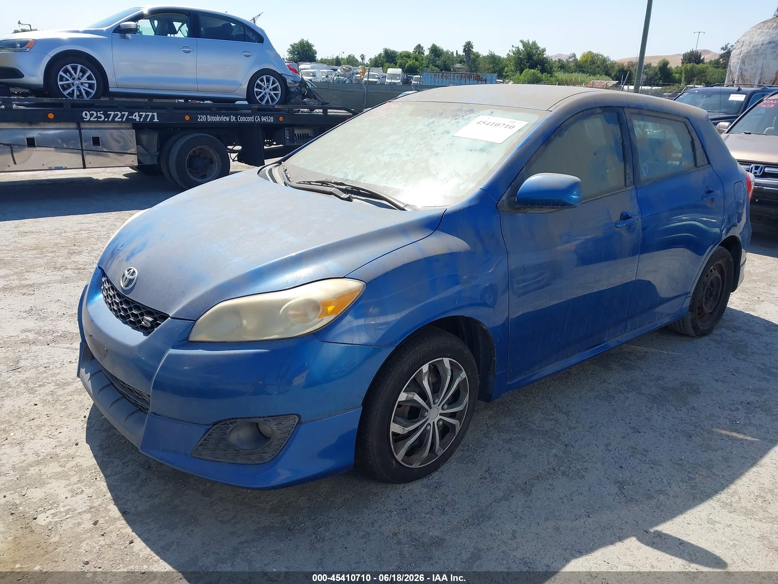 2009 Toyota Matrix S Blue vin: 2T1KE40E49C013317