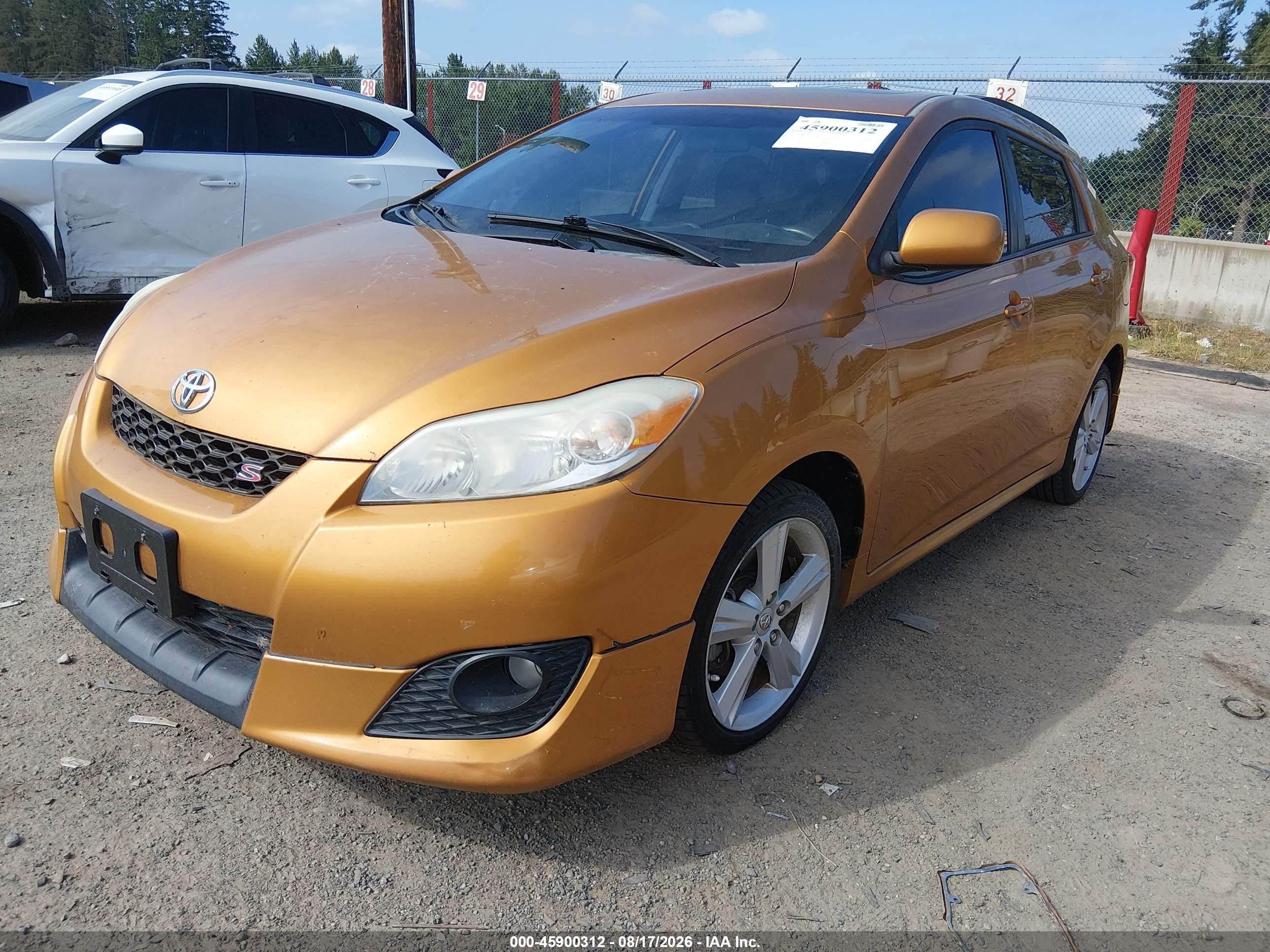 2009 Toyota Matrix S Оранжевый vin: 2T1KE40E49C015262