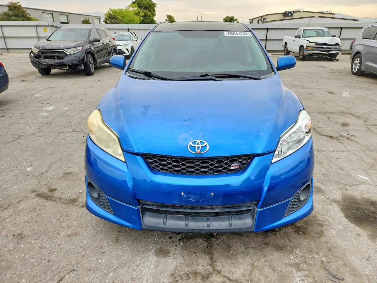 2009 Toyota Matrix S Синий vin: 2T1KE40E49C021627
