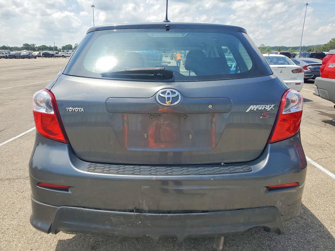 2009 Toyota Corolla Matrix S Gray vin: 2T1KE40E59C003055