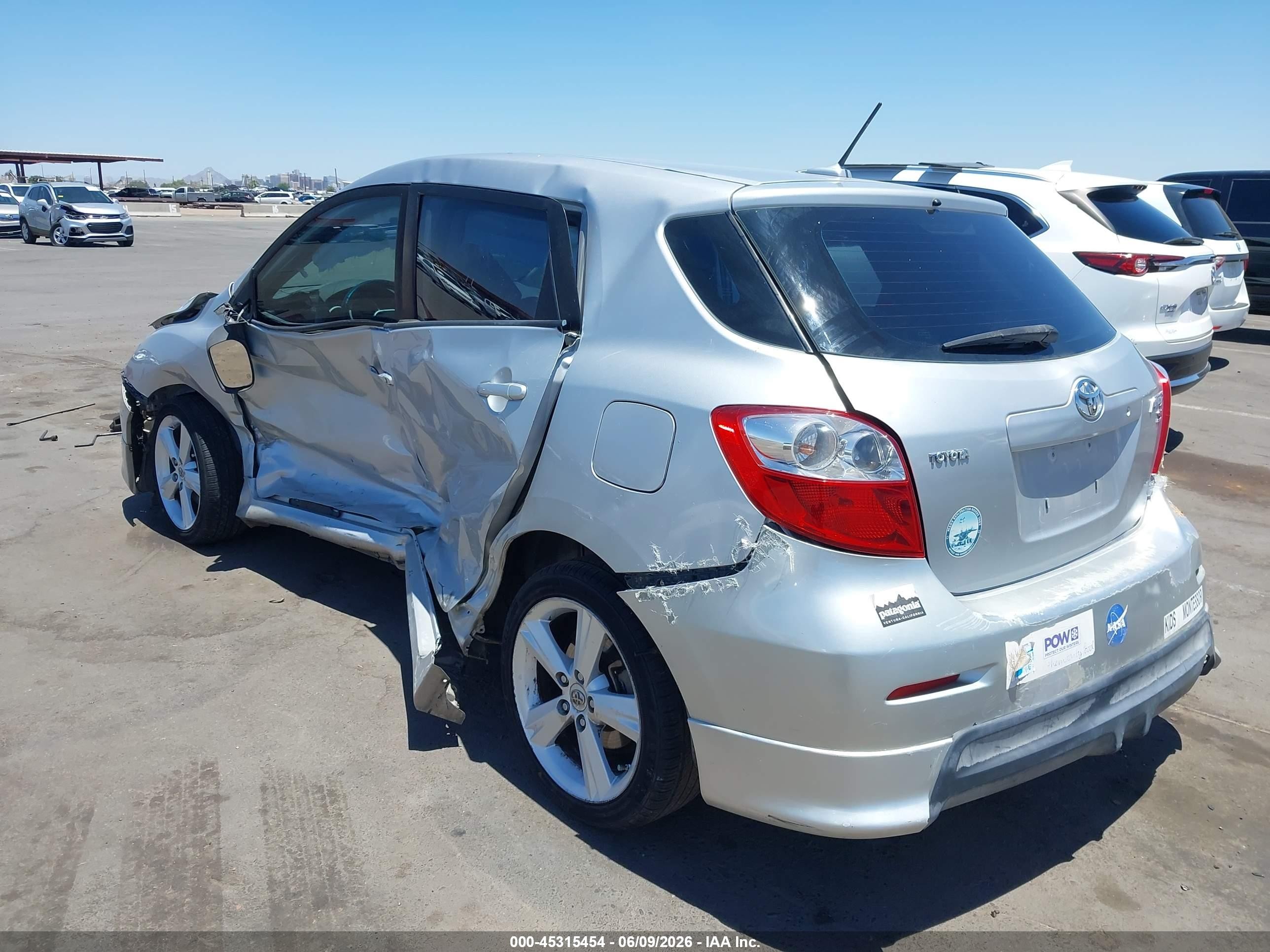 2009 Toyota Matrix S Silver vin: 2T1KE40E59C007171