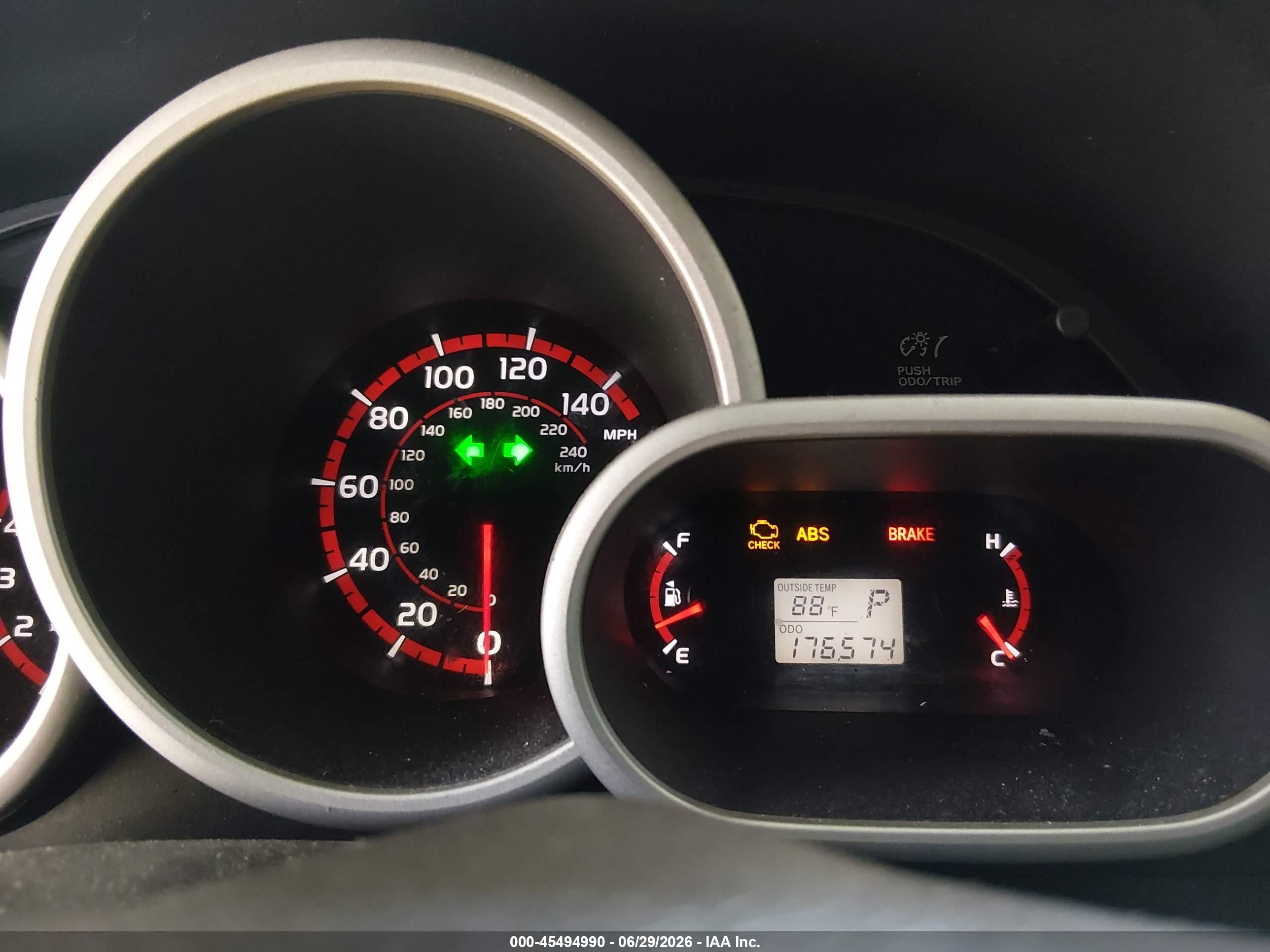 2009 Toyota Matrix S Серебряный vin: 2T1KE40E59C022723