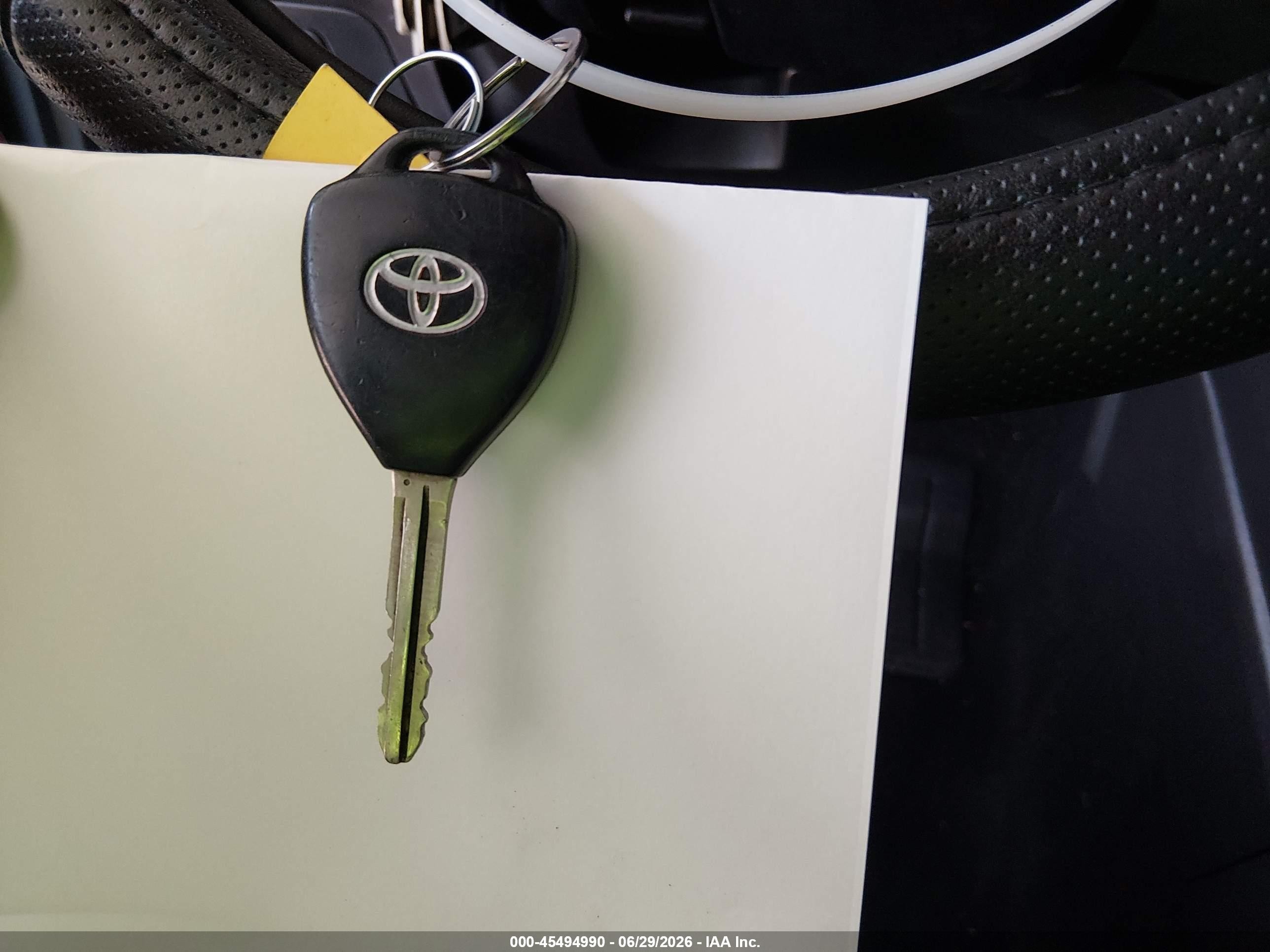 2009 Toyota Matrix S Серебряный vin: 2T1KE40E59C022723