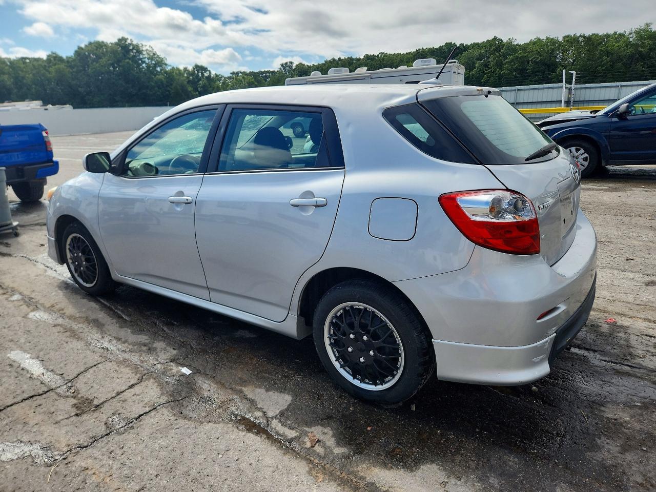 2009 Toyota Corolla Matrix S Silver vin: 2T1KE40E59C030580