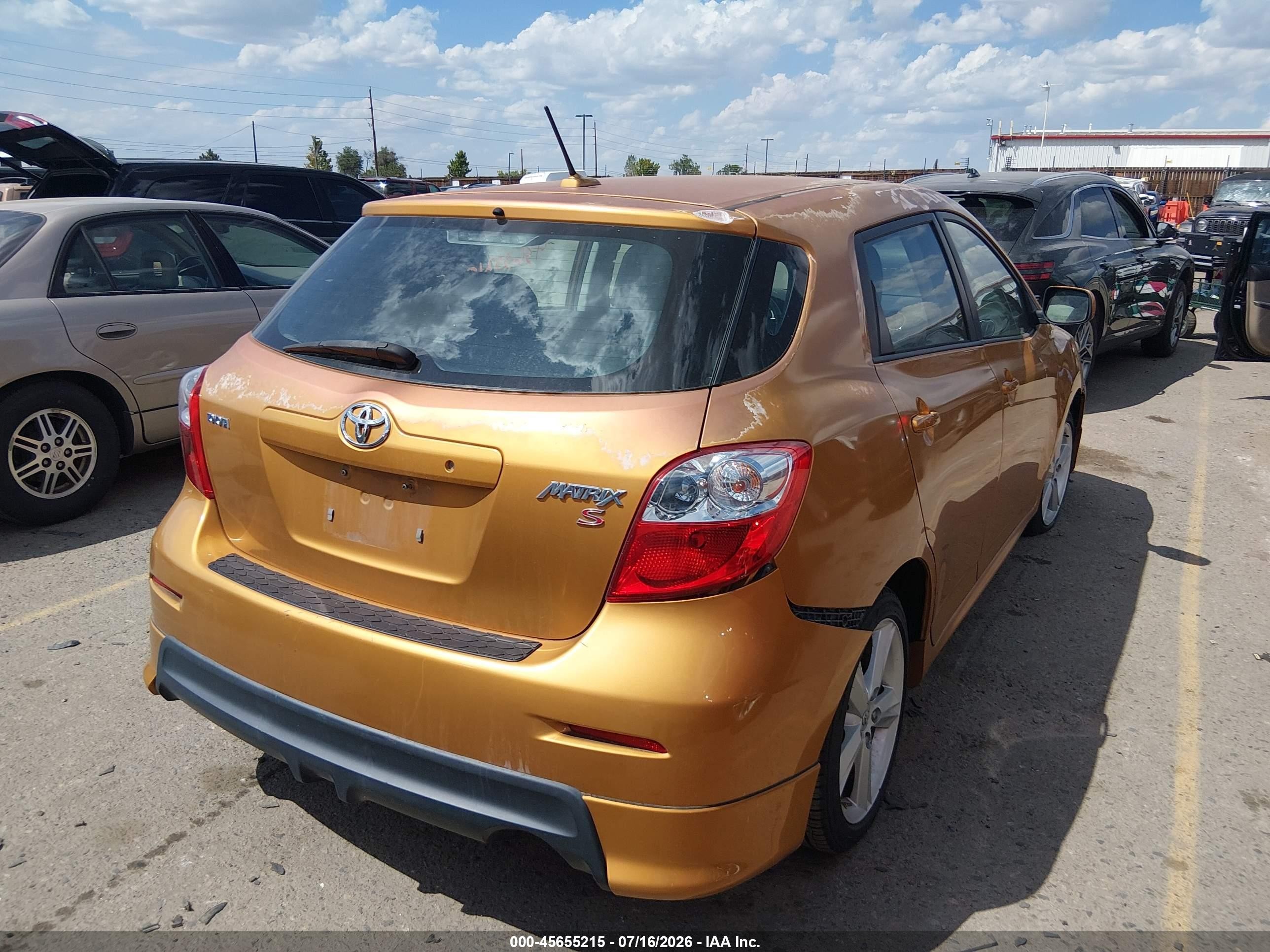 2009 Toyota Matrix S Золотой vin: 2T1KE40E69C021662