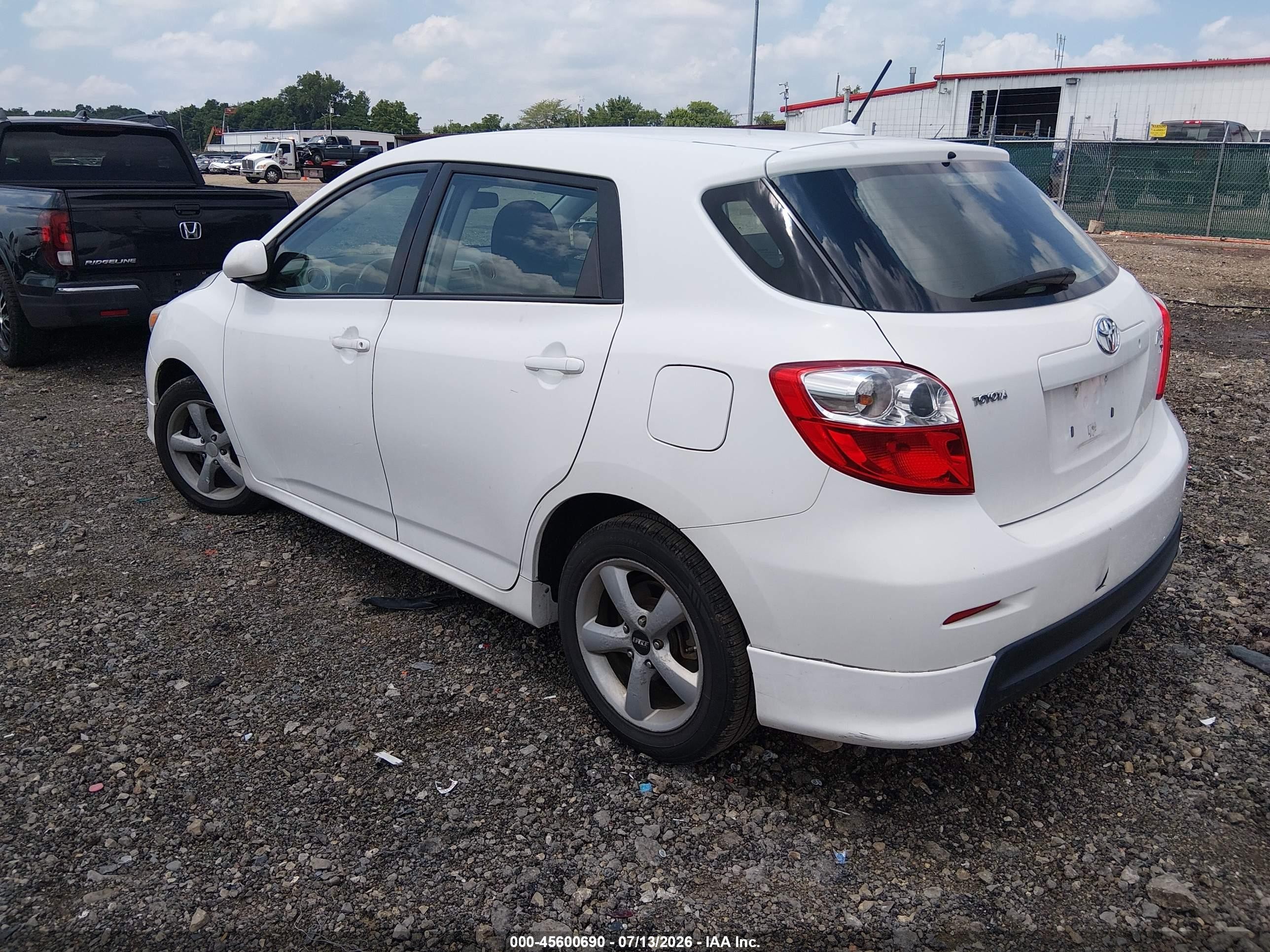 2009 Toyota Matrix S Белый vin: 2T1KE40E89C010906