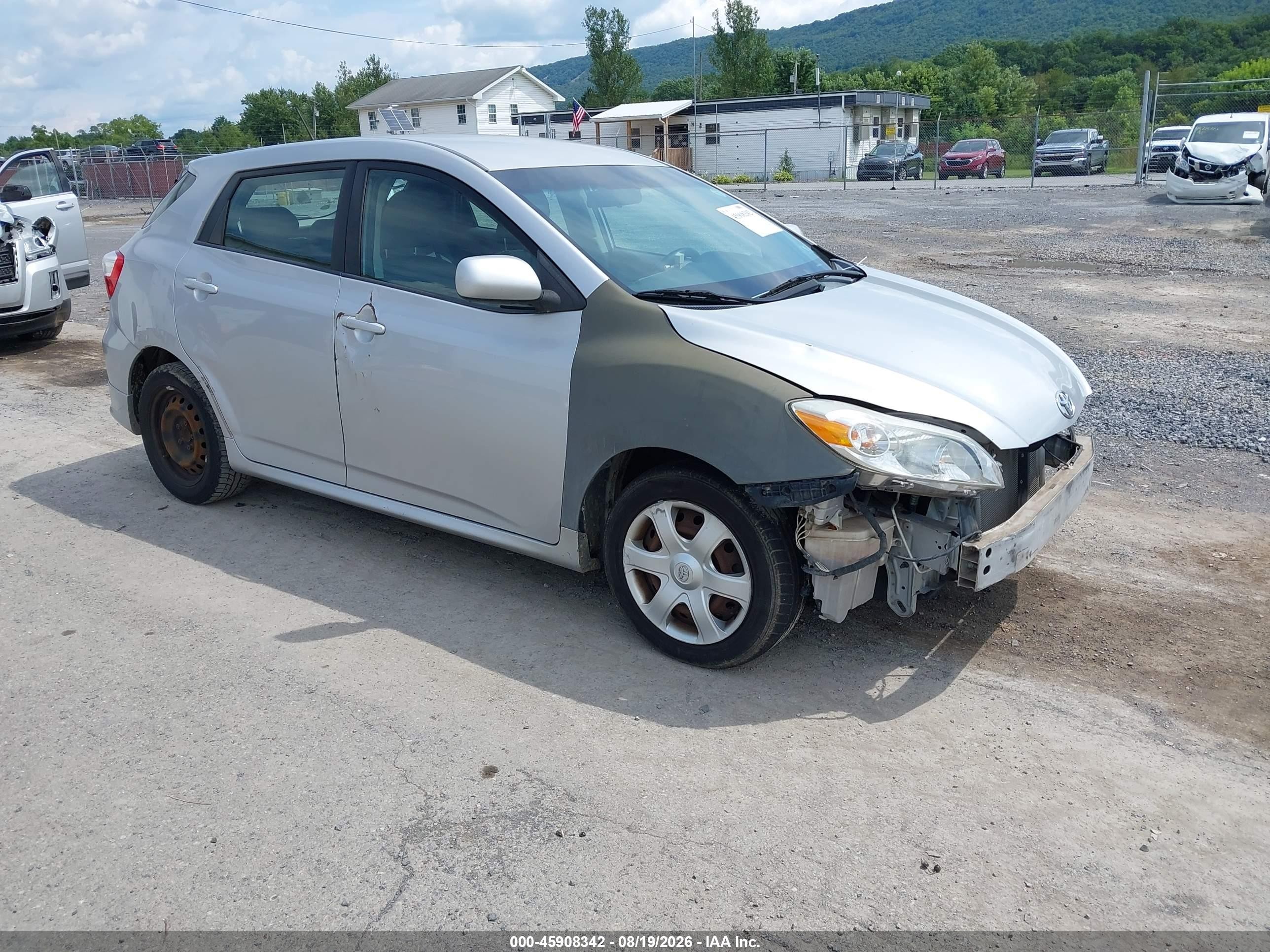 2009 Toyota Matrix S Silver vin: 2T1KE40E89C012736