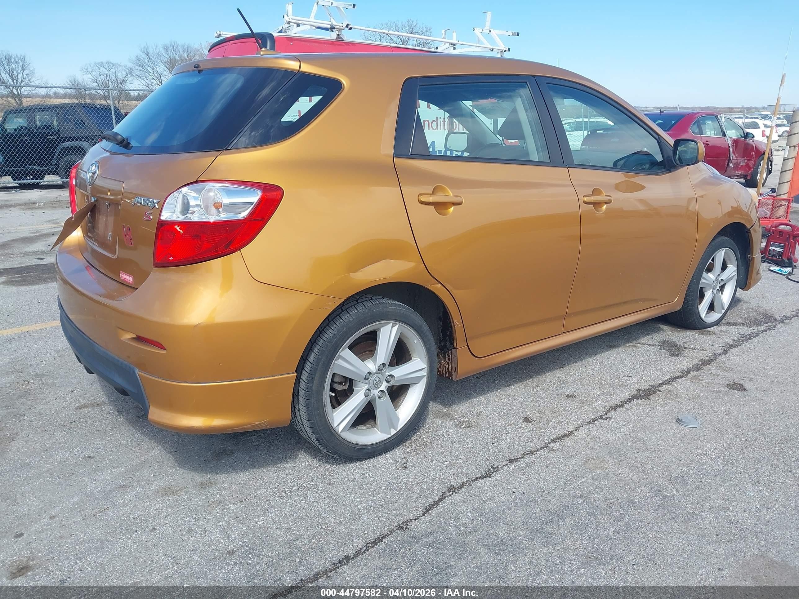 2009 Toyota Matrix S Orange vin: 2T1KE40E99C014480