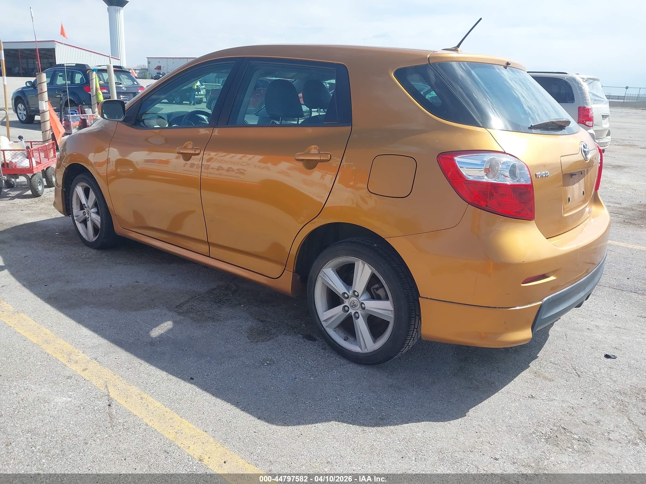 2009 Toyota Matrix S Orange vin: 2T1KE40E99C014480