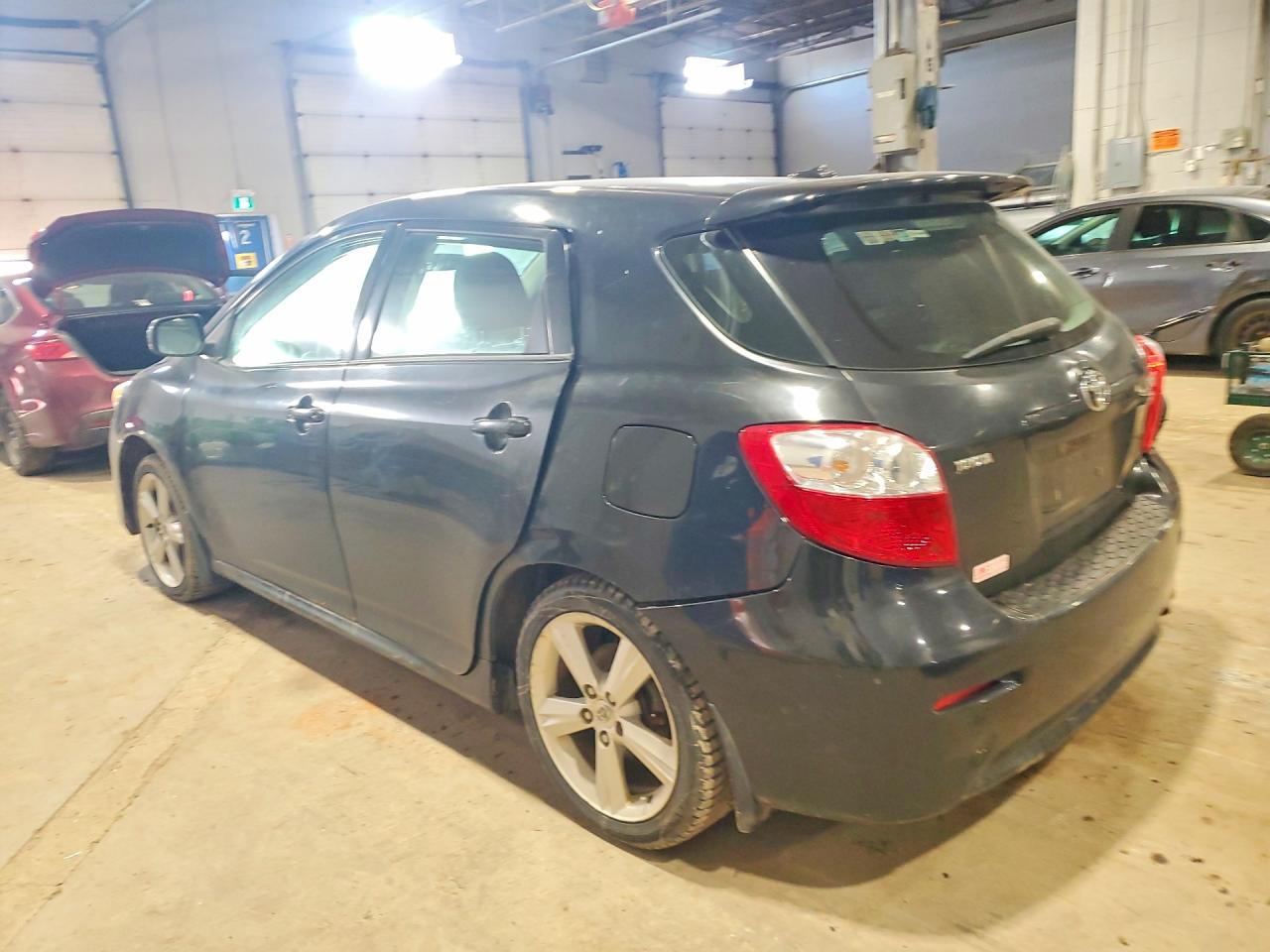 2009 Toyota Matrix S Черный vin: 2T1KE40E99C016911