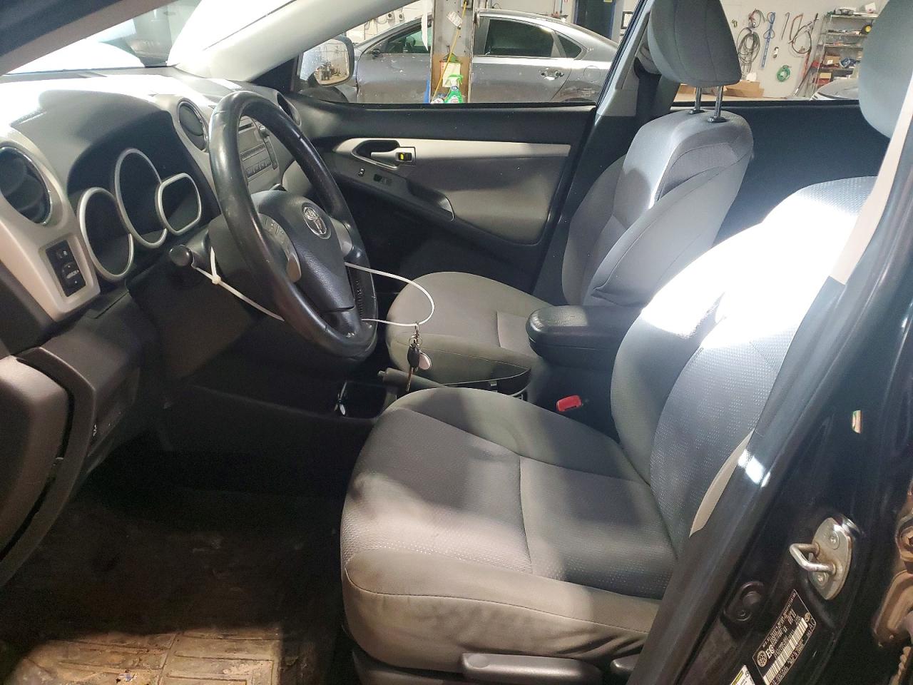 2009 Toyota Matrix S Черный vin: 2T1KE40E99C016911