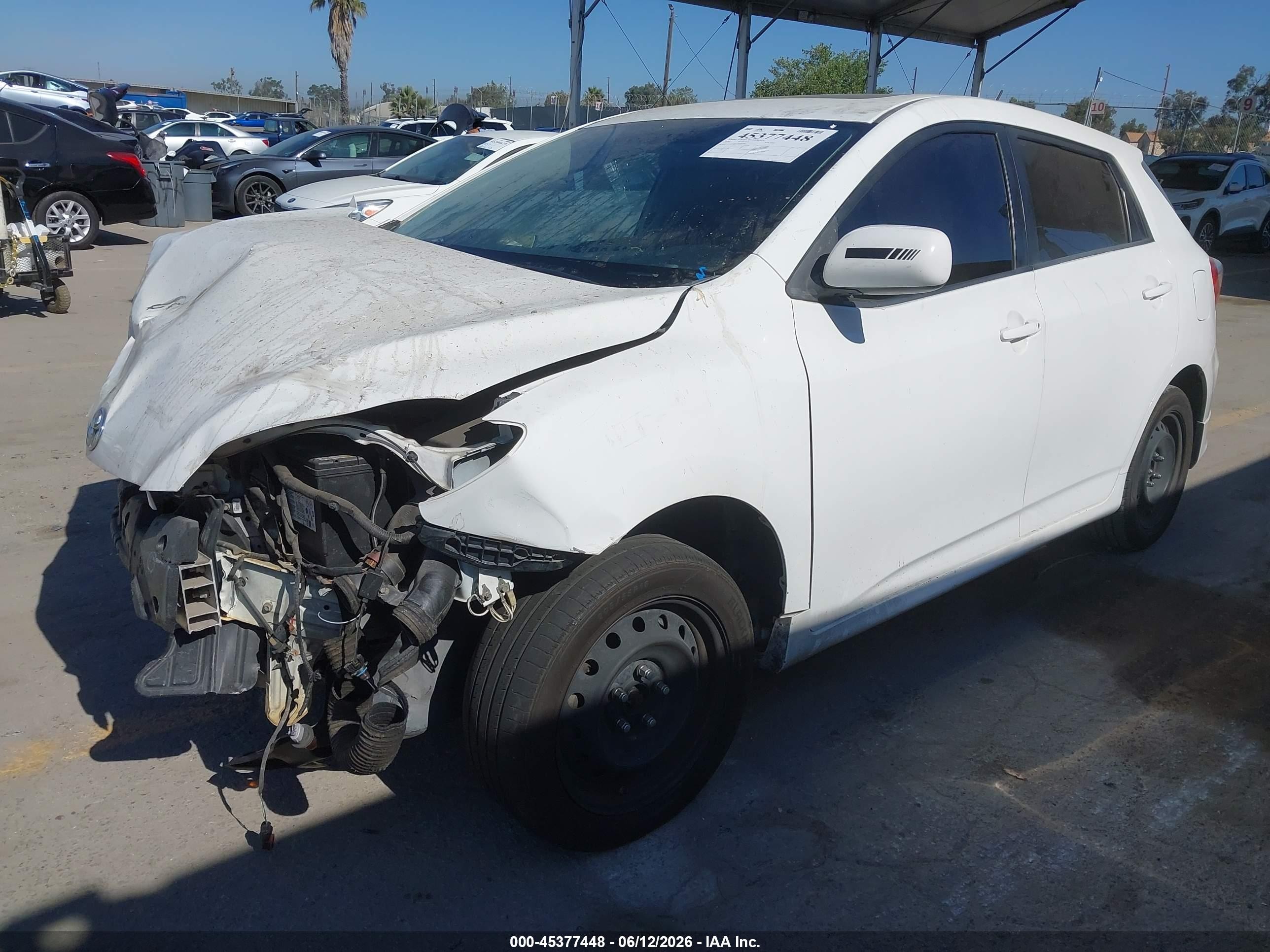 2009 Toyota Matrix S White vin: 2T1KE40EX9C001981