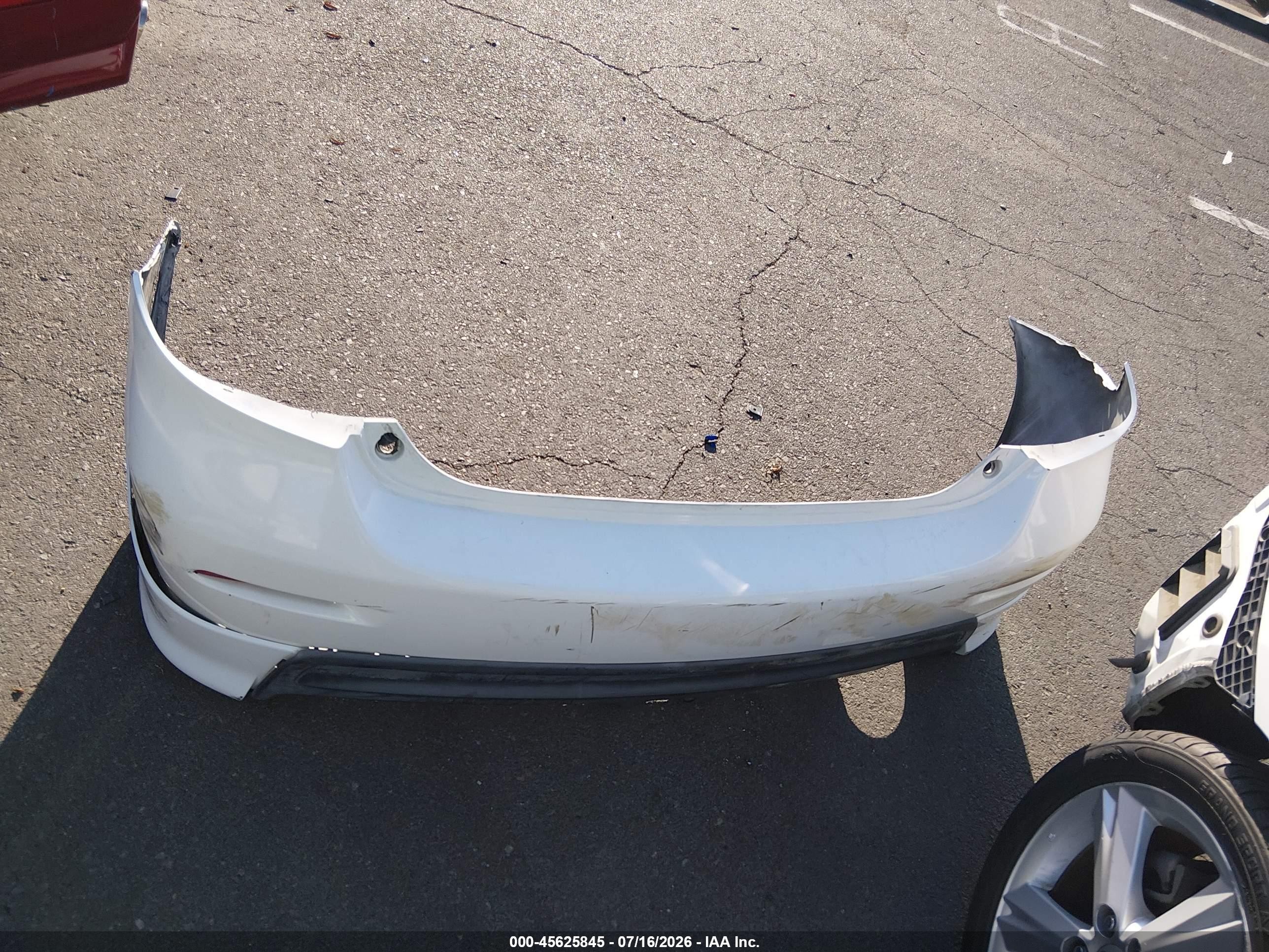 2009 Toyota Matrix S Белый vin: 2T1KE40EX9C014827