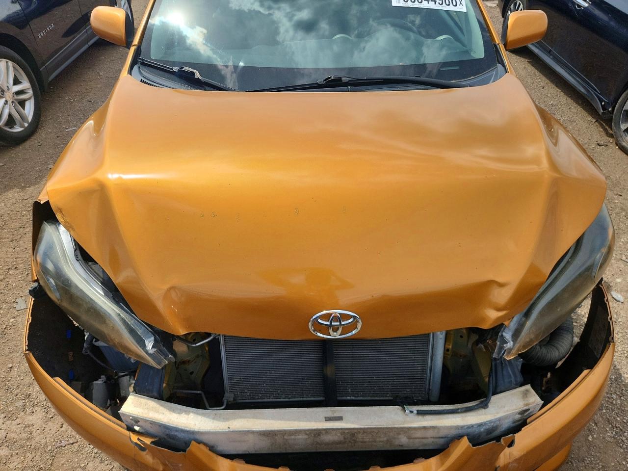 2009 Toyota Corolla Matrix S Orange vin: 2T1KE40EX9C023513