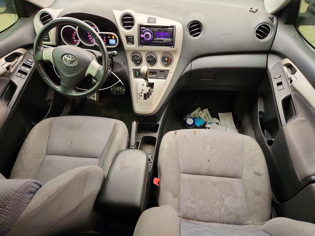 2010 Toyota Corolla Matrix S Silver vin: 2T1KE4EE0AC035540