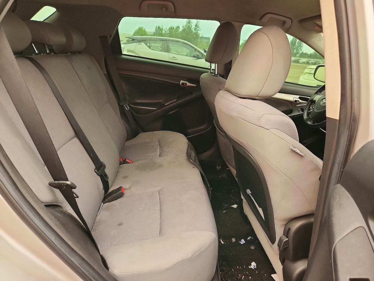 2010 Toyota Corolla Matrix S Silver vin: 2T1KE4EE0AC035540