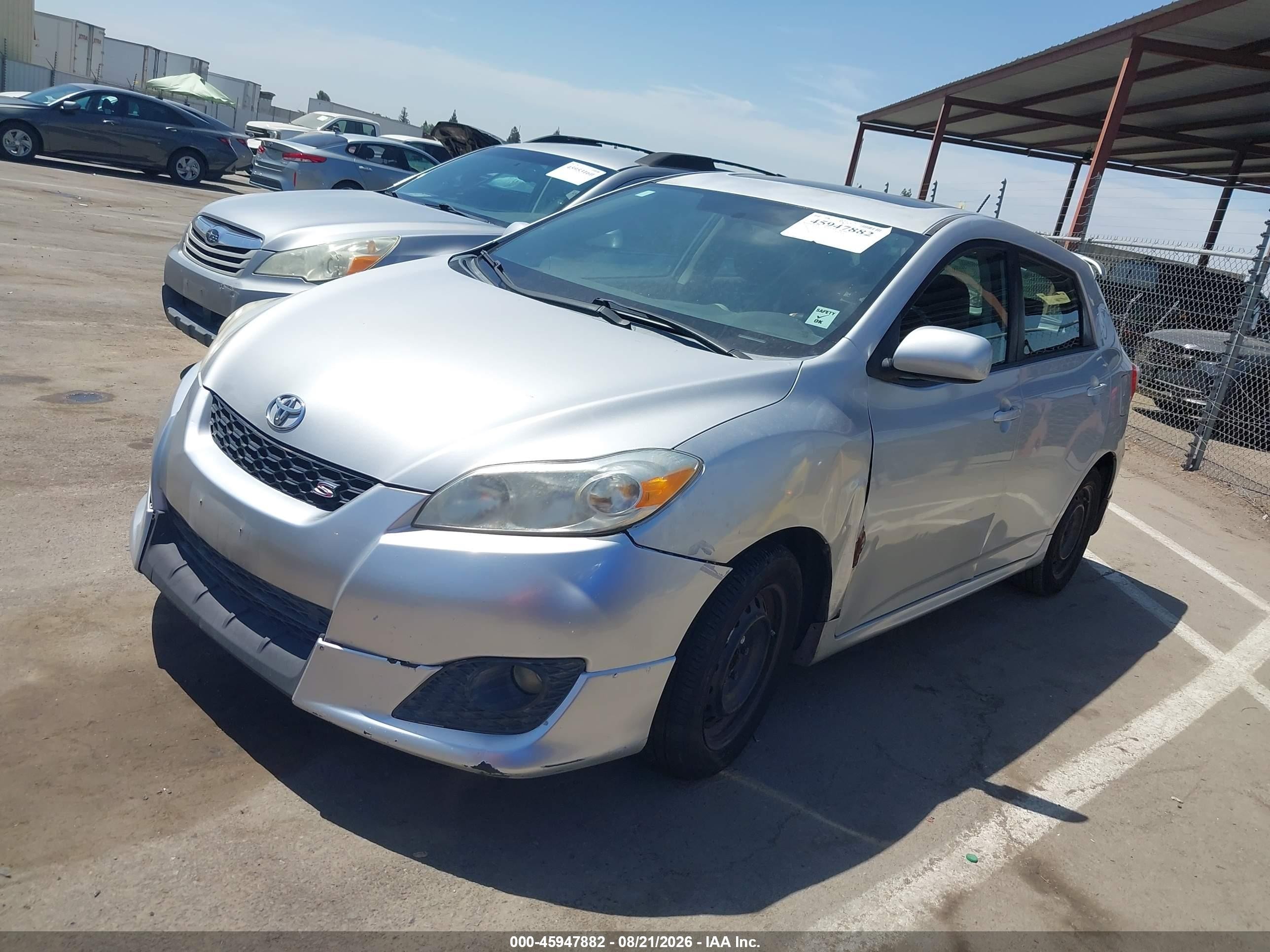 2010 Toyota Matrix S Silver vin: 2T1KE4EE2AC041050