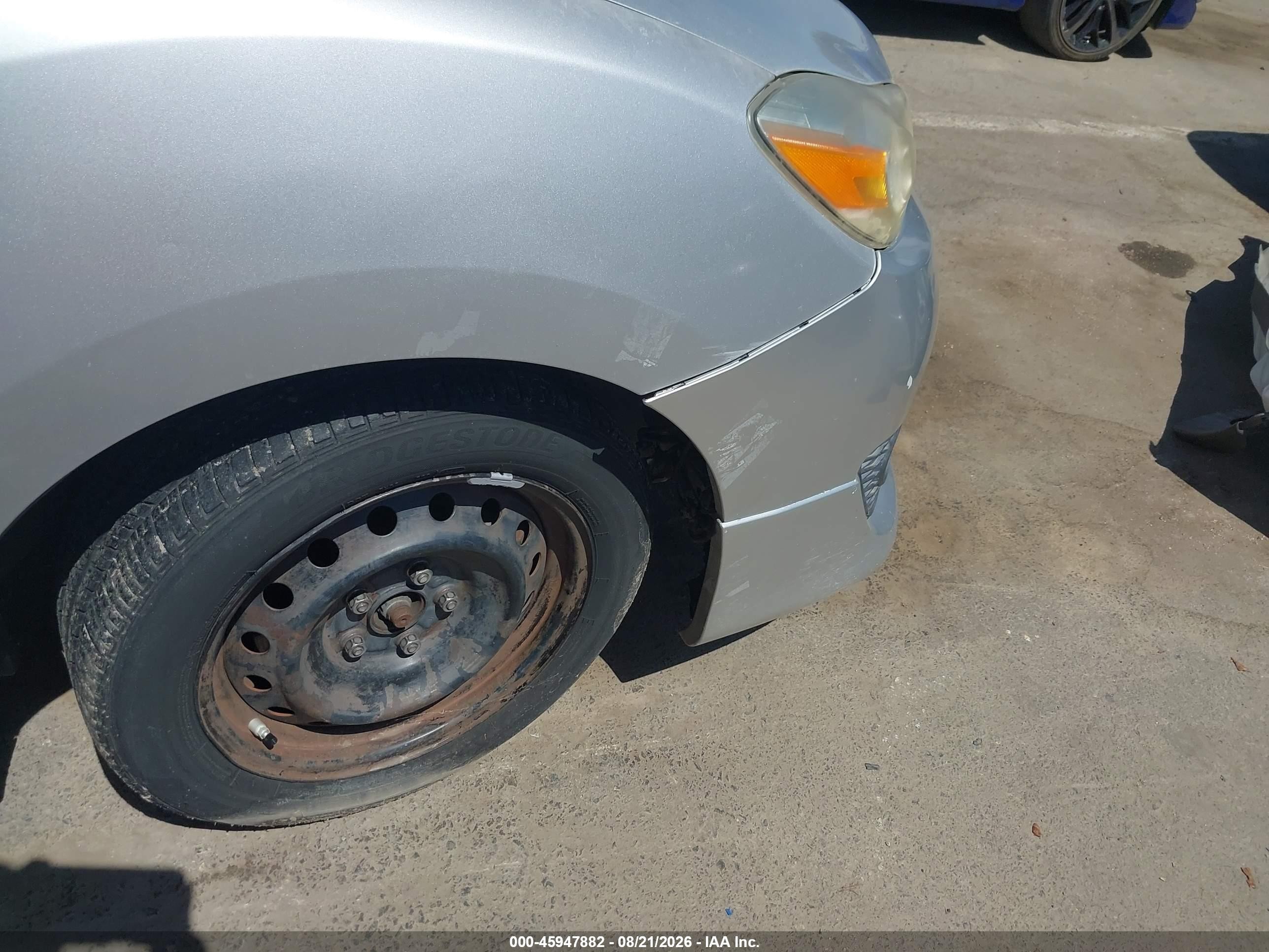 2010 Toyota Matrix S Silver vin: 2T1KE4EE2AC041050