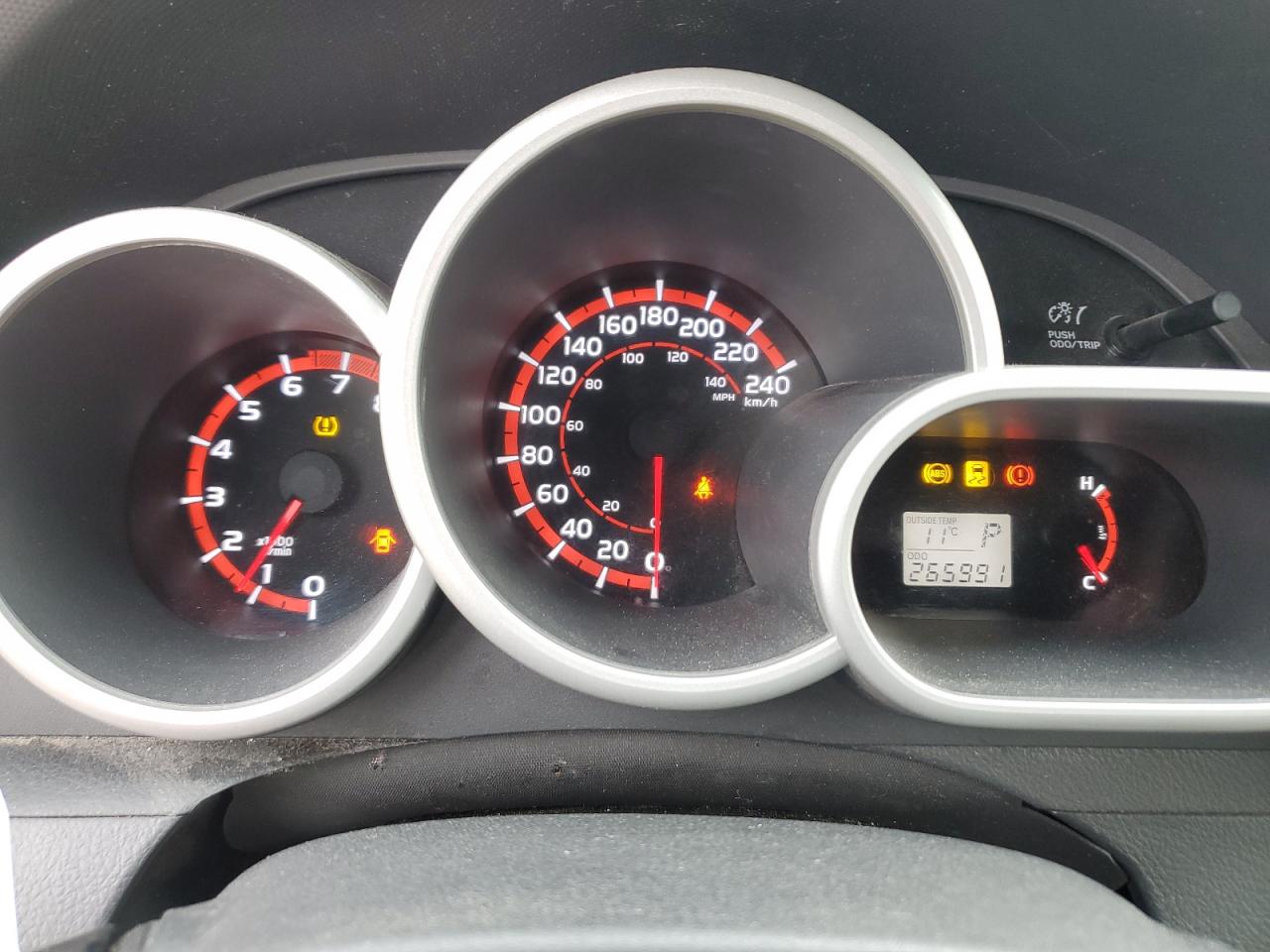 2010 Toyota Matrix White vin: 2T1KE4EE4AC031023