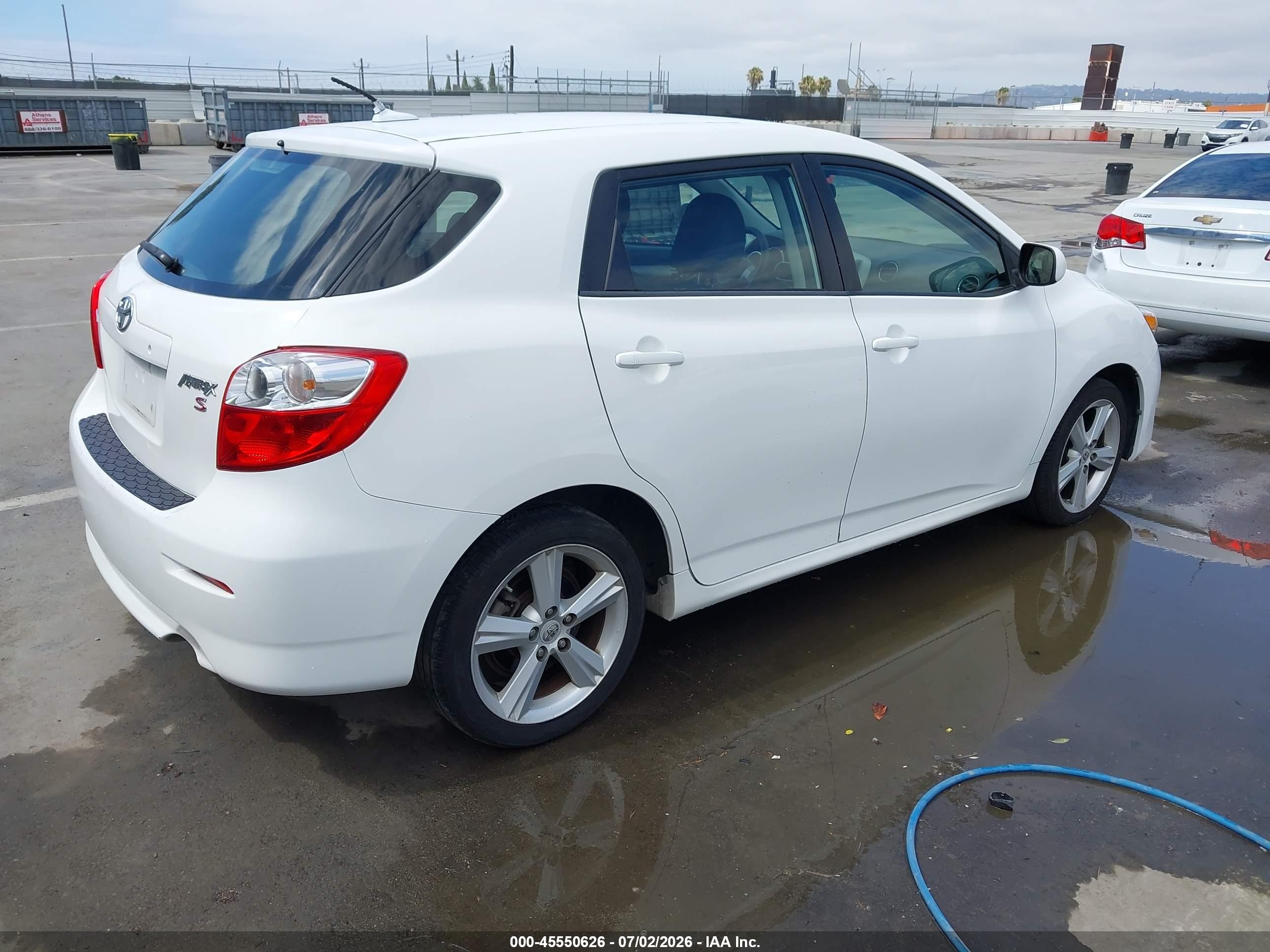 2010 Toyota Matrix S White vin: 2T1KE4EE4AC038778