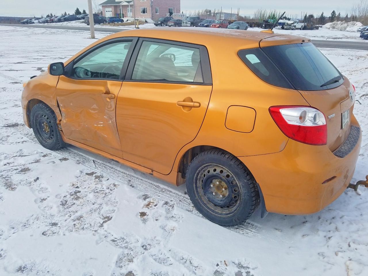2010 Toyota Matrix S Orange vin: 2T1KE4EE4AC044113