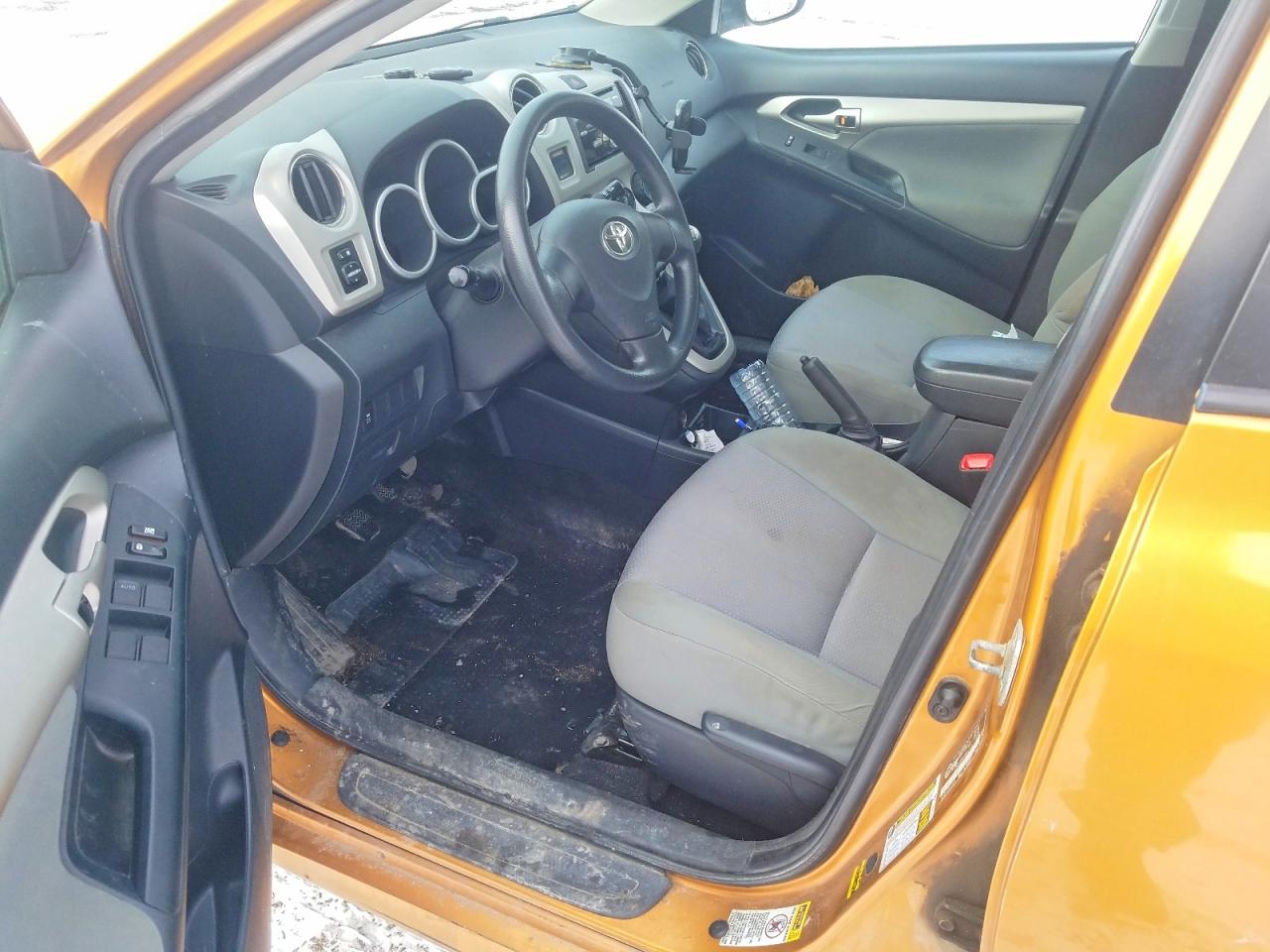2010 Toyota Matrix S Orange vin: 2T1KE4EE4AC044113