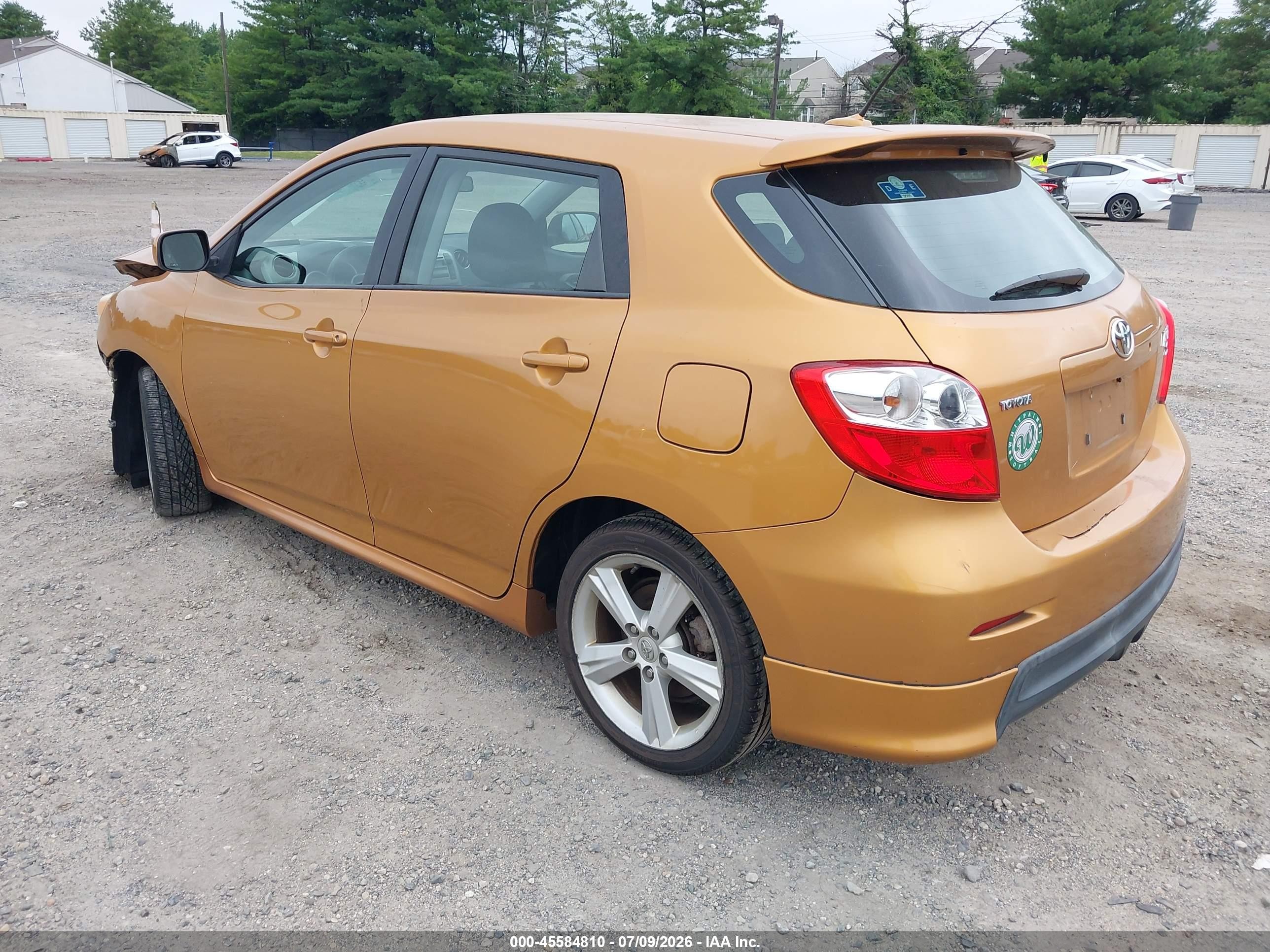 2010 Toyota Matrix S Gold vin: 2T1KE4EE4AC046122