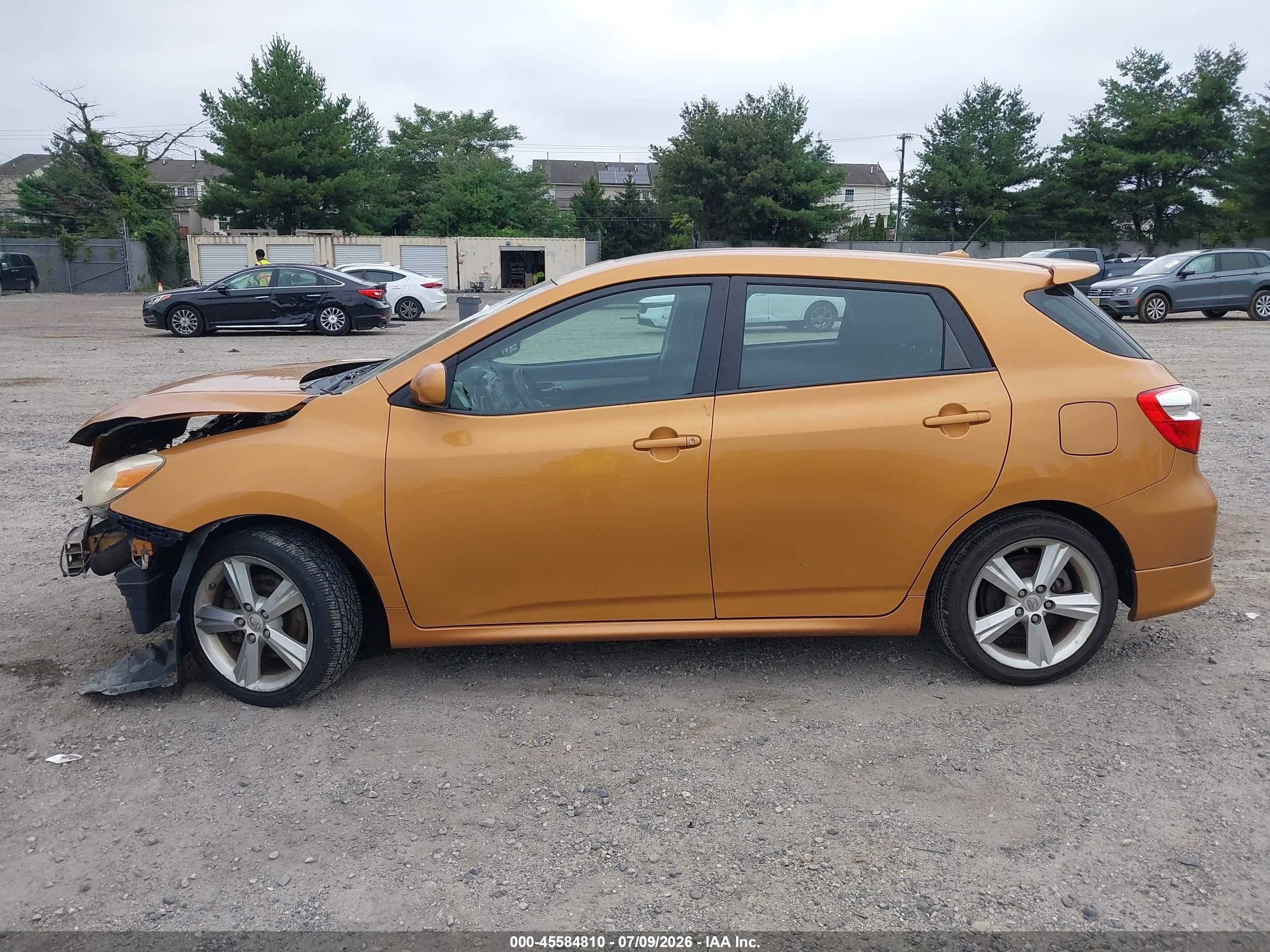 2010 Toyota Matrix S Gold vin: 2T1KE4EE4AC046122