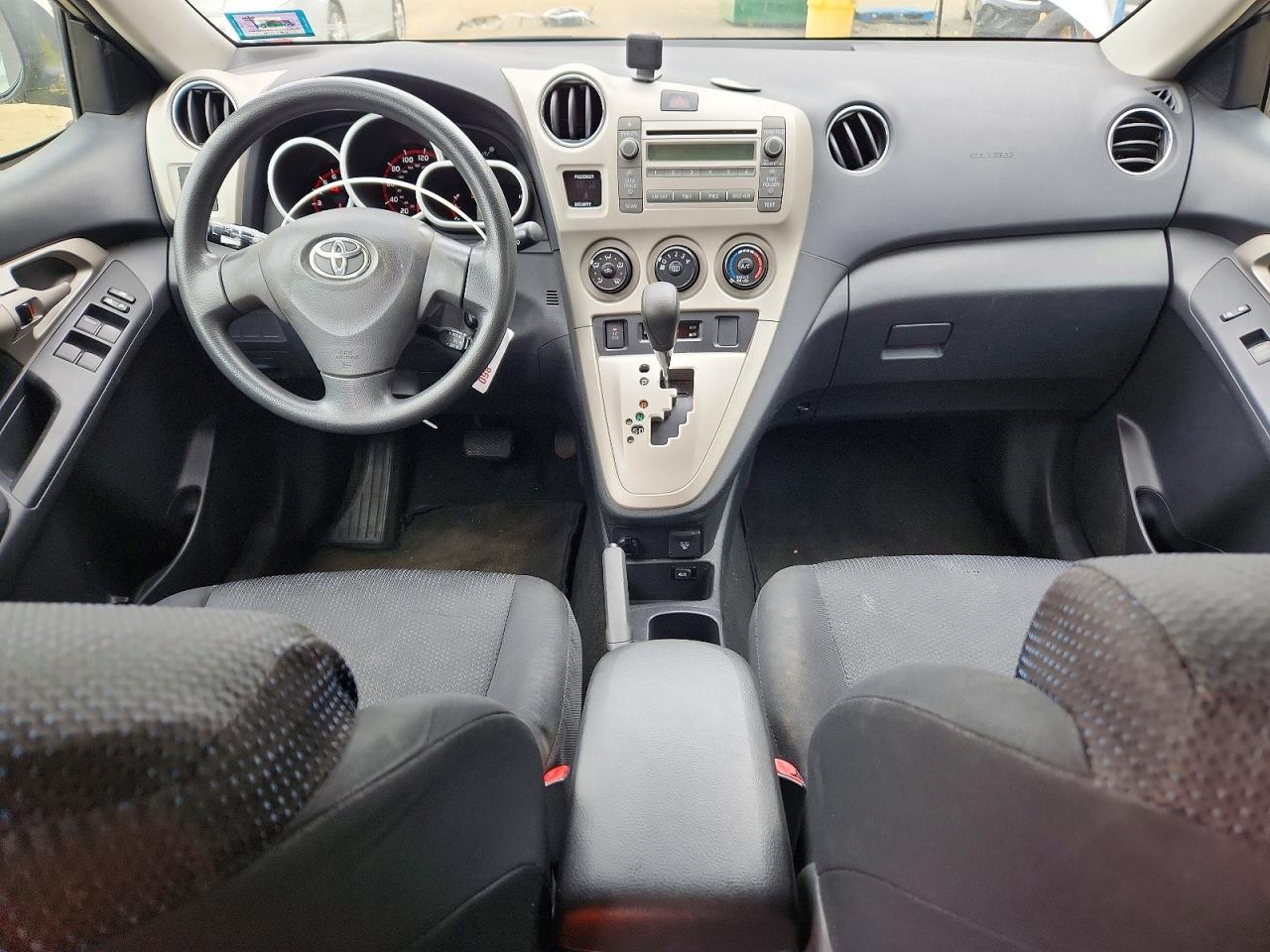 2010 Toyota Corolla Matrix S Silver vin: 2T1KE4EE6AC037003