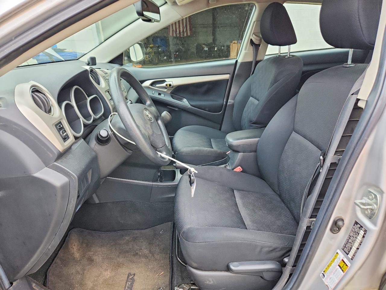 2010 Toyota Corolla Matrix S Silver vin: 2T1KE4EE6AC037003
