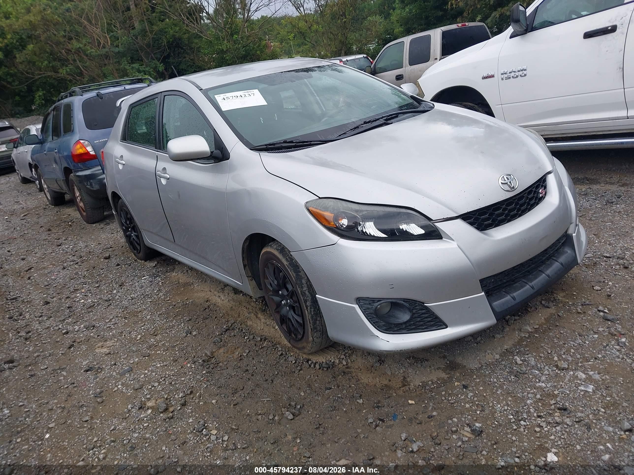 2010 Toyota Matrix S Silver vin: 2T1KE4EE6AC037146