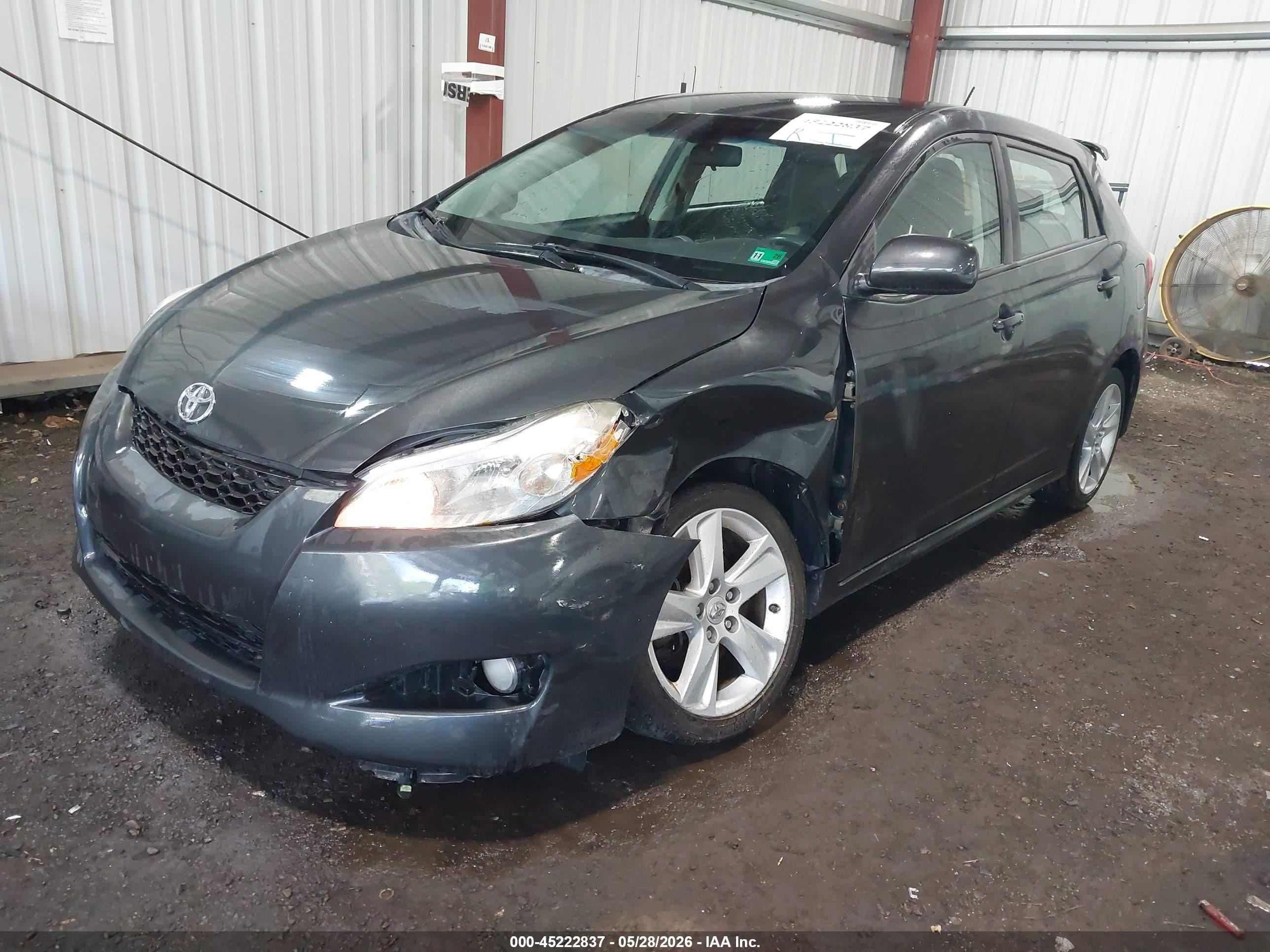 2013 Toyota Matrix S Blue vin: 2T1KE4EE6DC050693