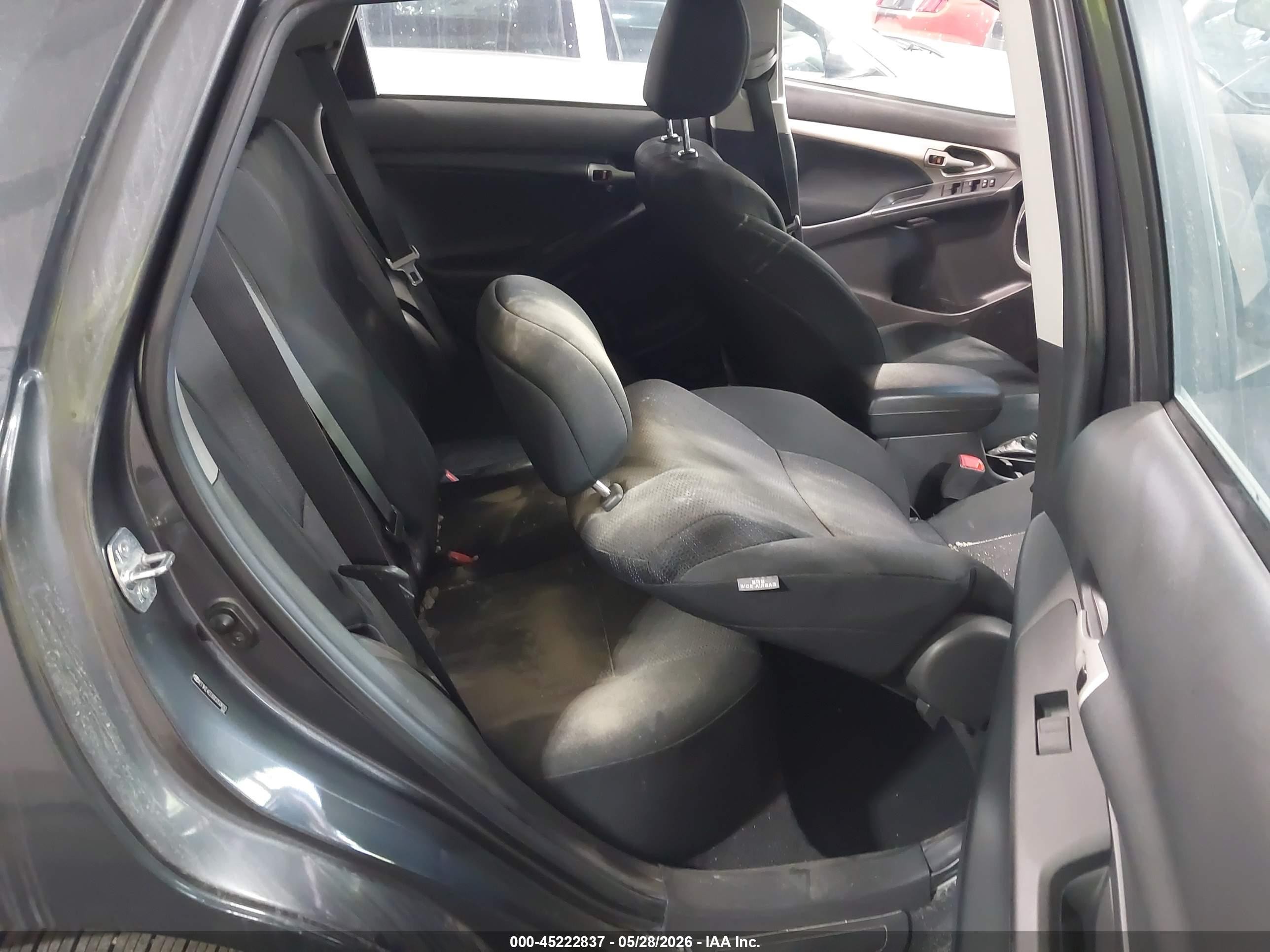 2013 Toyota Matrix S Blue vin: 2T1KE4EE6DC050693