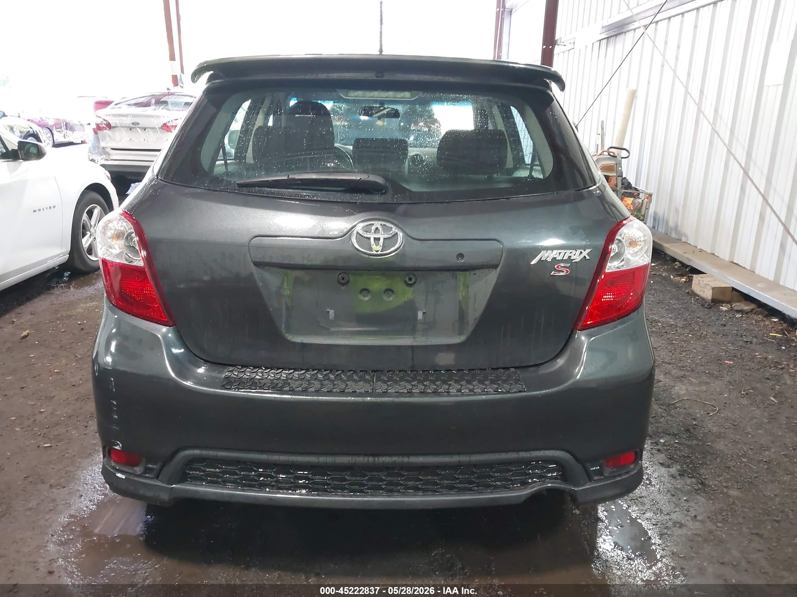 2013 Toyota Matrix S Blue vin: 2T1KE4EE6DC050693