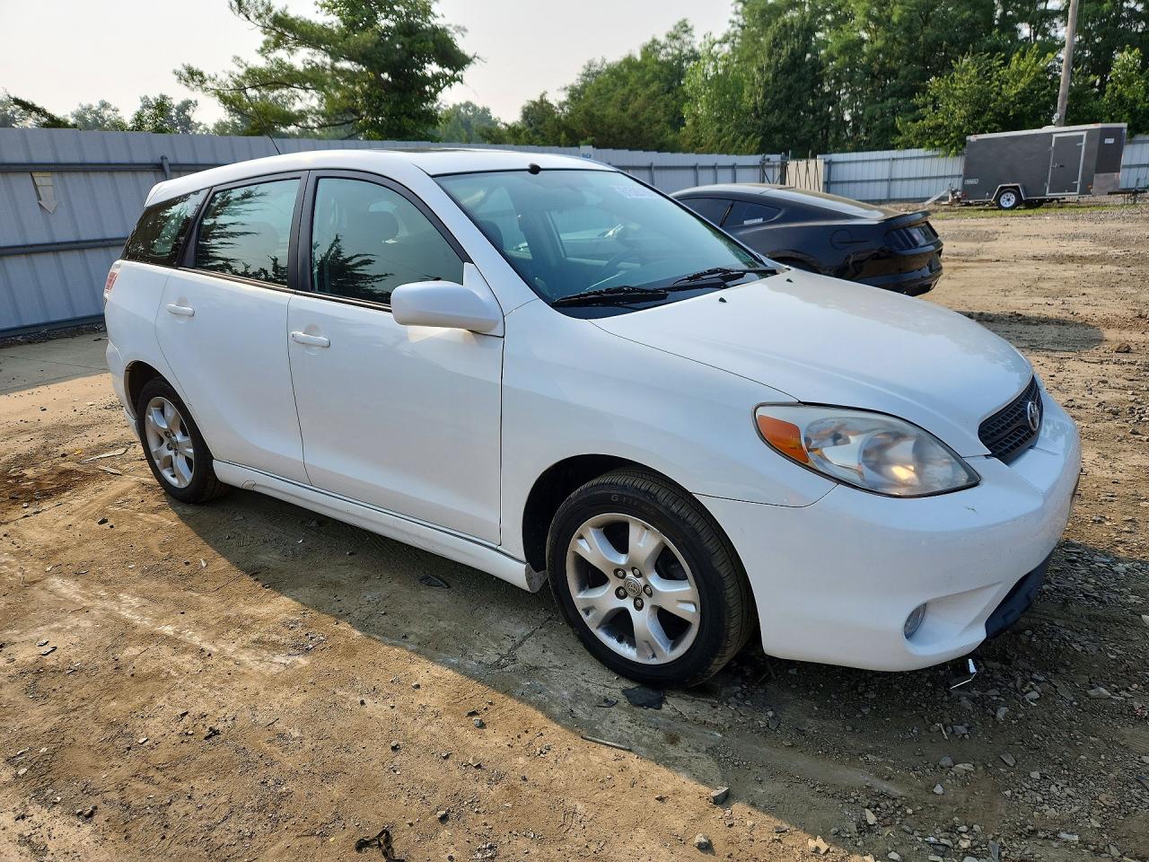 2007 Toyota Corolla Matrix Xr White vin: 2T1KR30E07C650801
