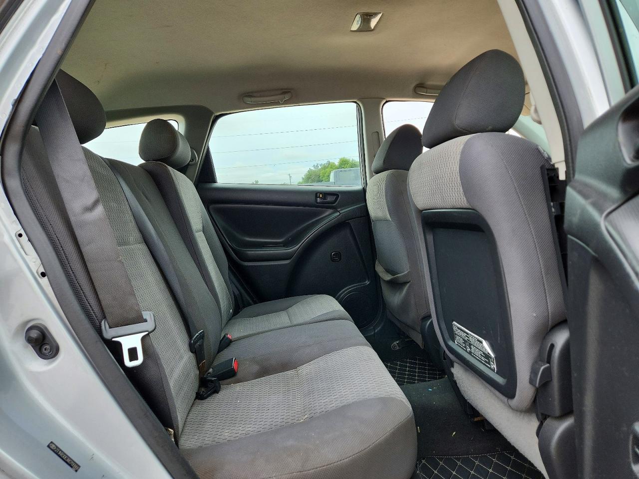 2008 Toyota Corolla Matrix Xr Silver vin: 2T1KR30E38C700866