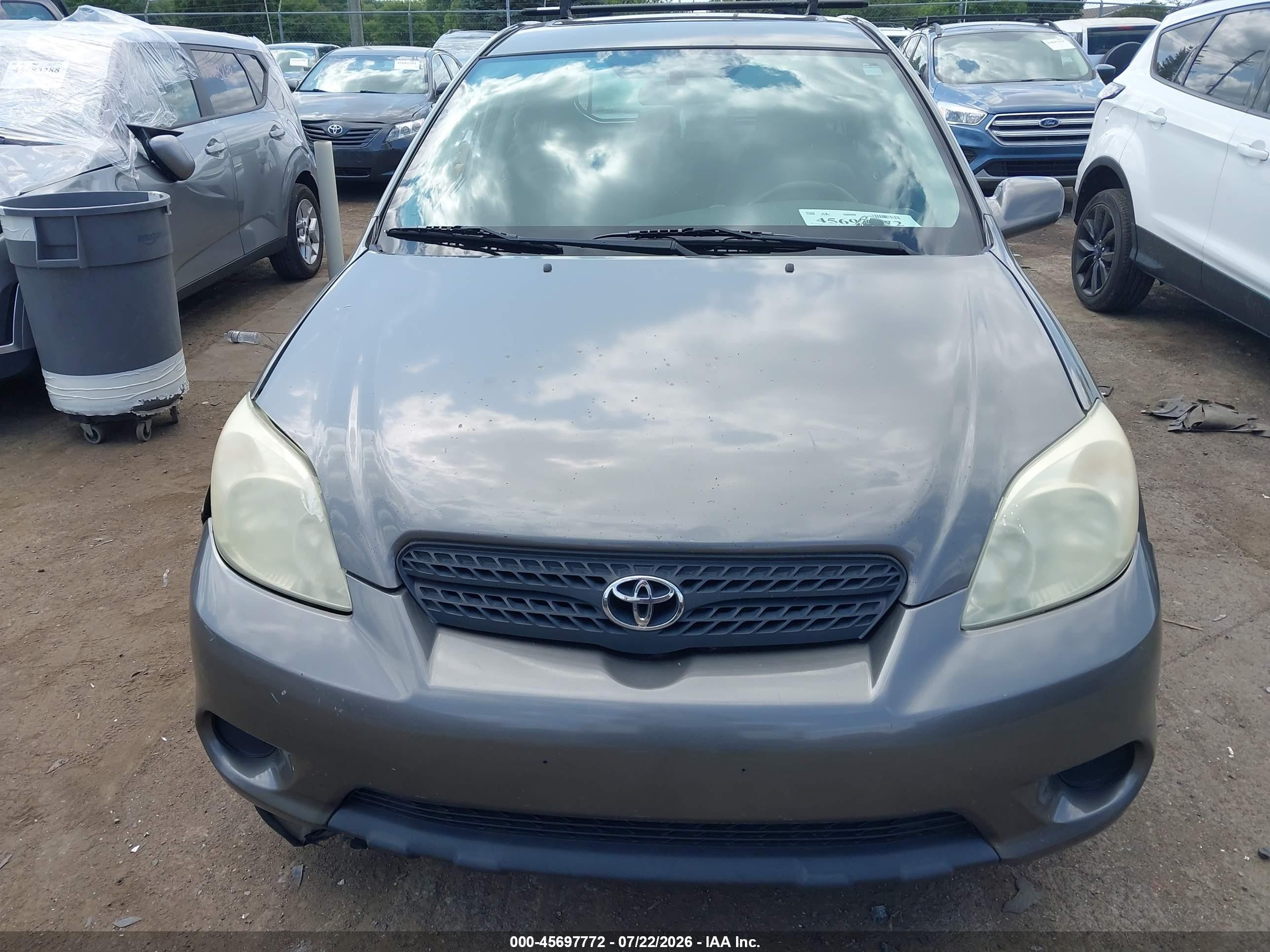 2005 Toyota Matrix Xr Серый vin: 2T1KR30E45C444622