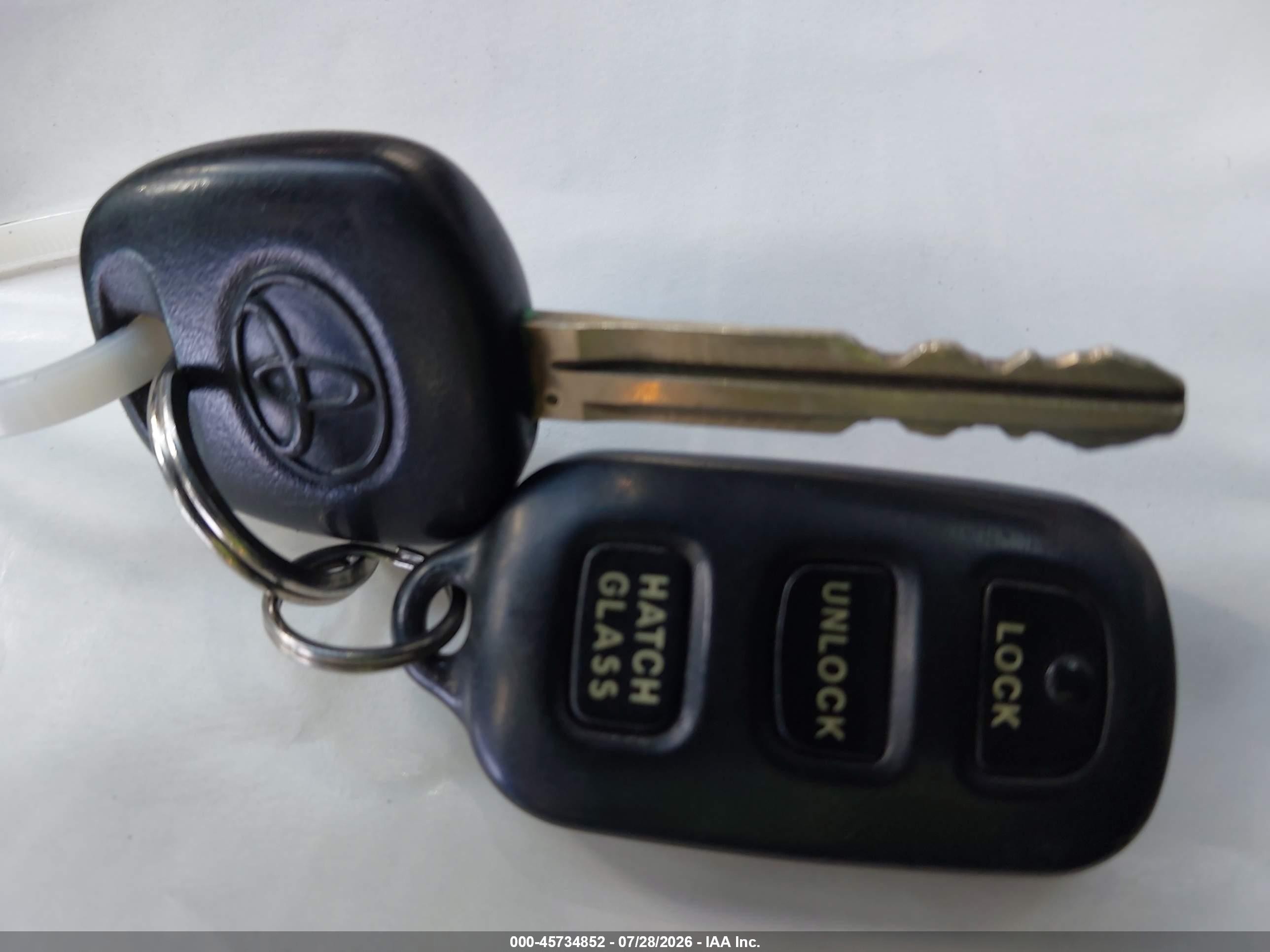 2005 Toyota Matrix Xr Silver vin: 2T1KR30E55C433757