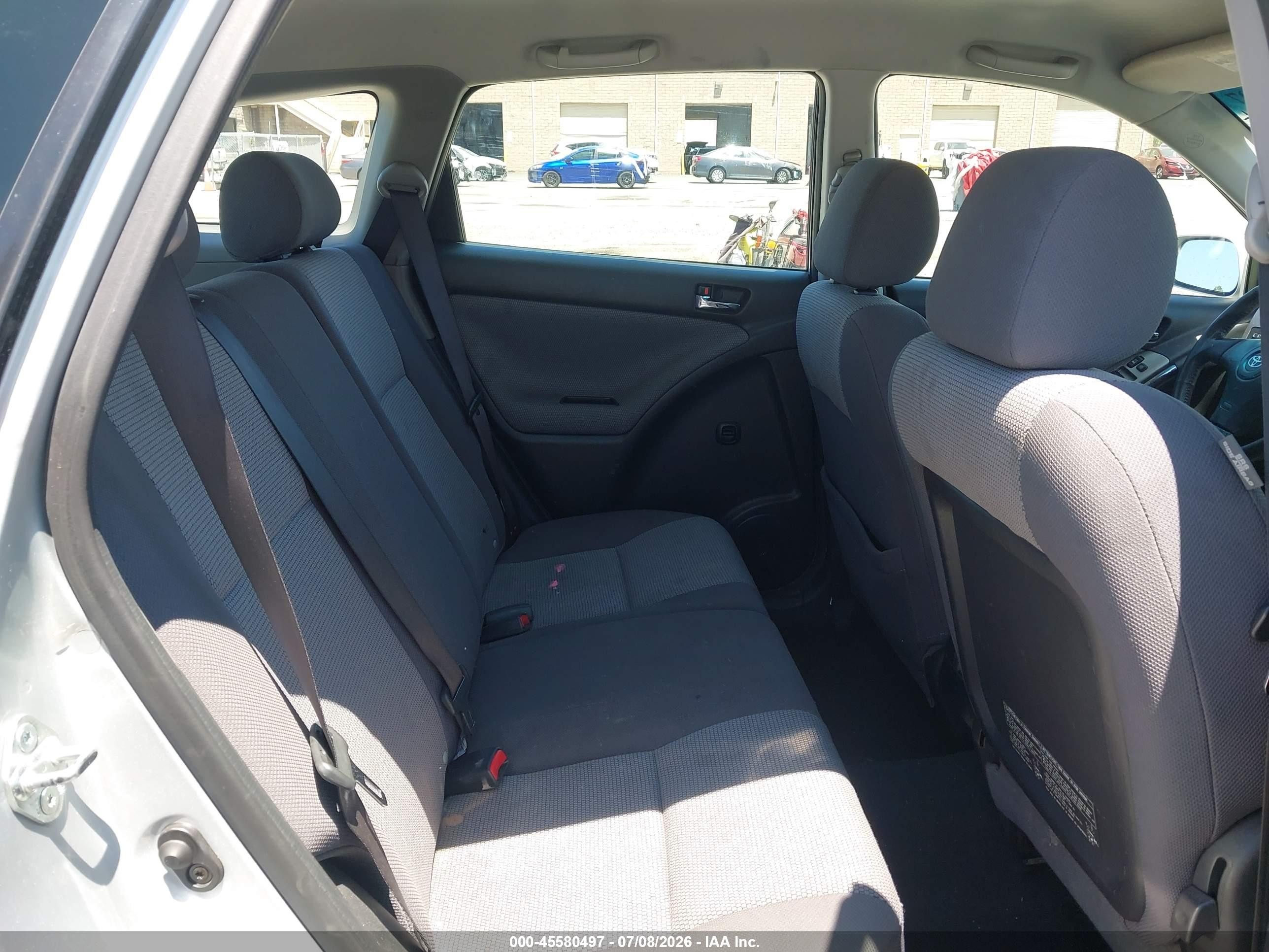 2005 Toyota Matrix Xr Silver vin: 2T1KR30E55C481968