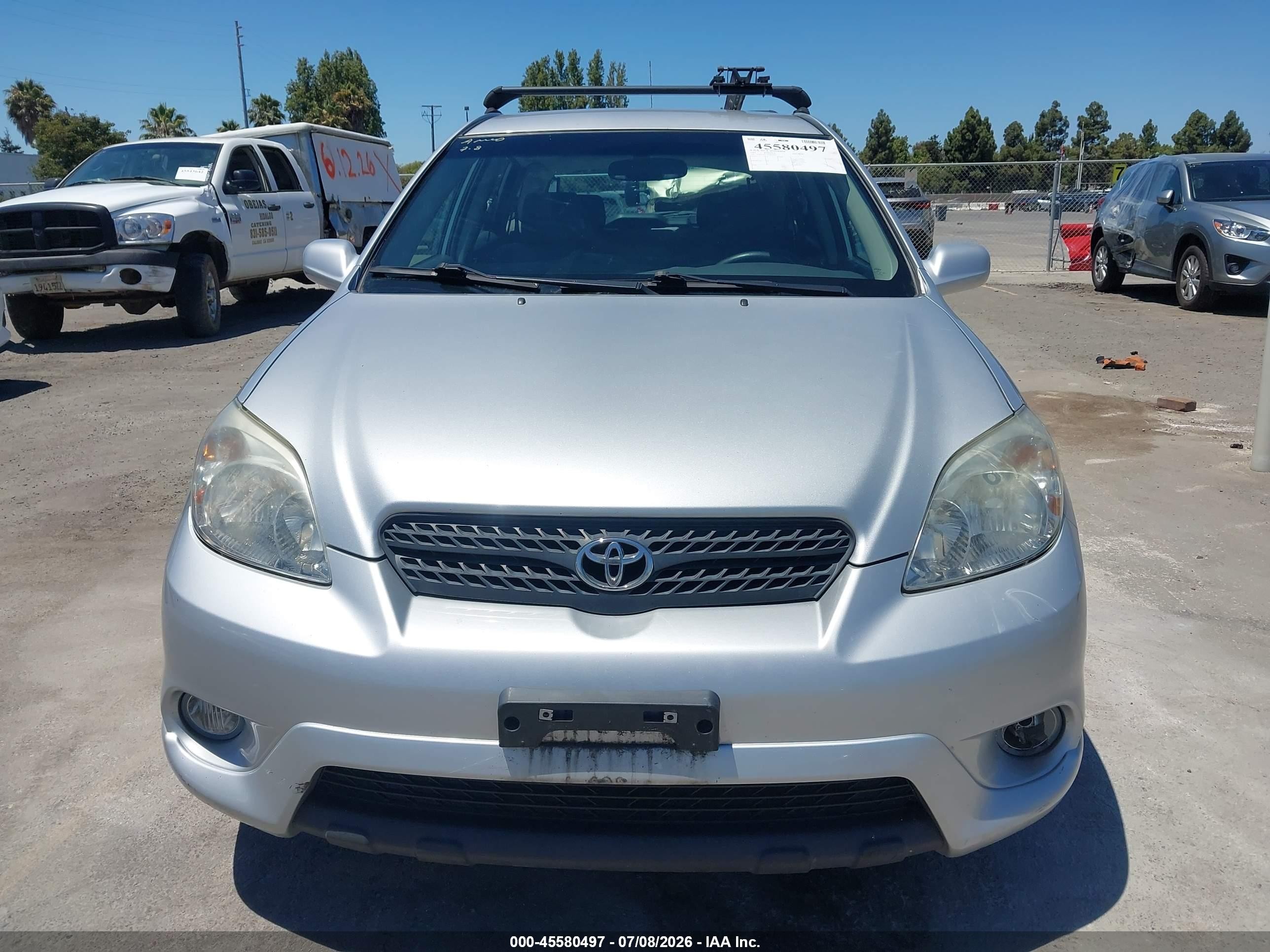 2005 Toyota Matrix Xr Silver vin: 2T1KR30E55C481968