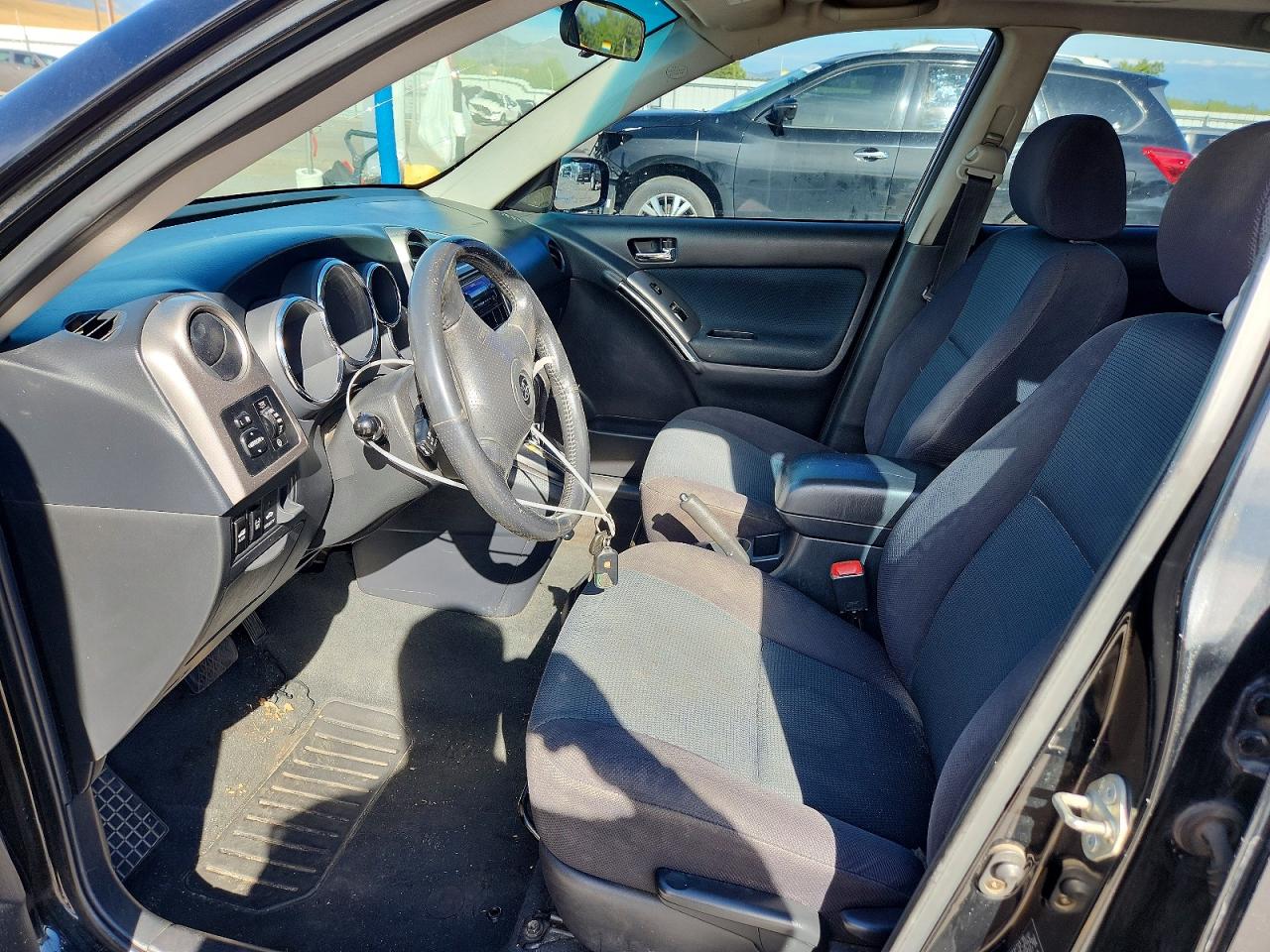 2005 Toyota Matrix Xr Black vin: 2T1KR30E65C468579
