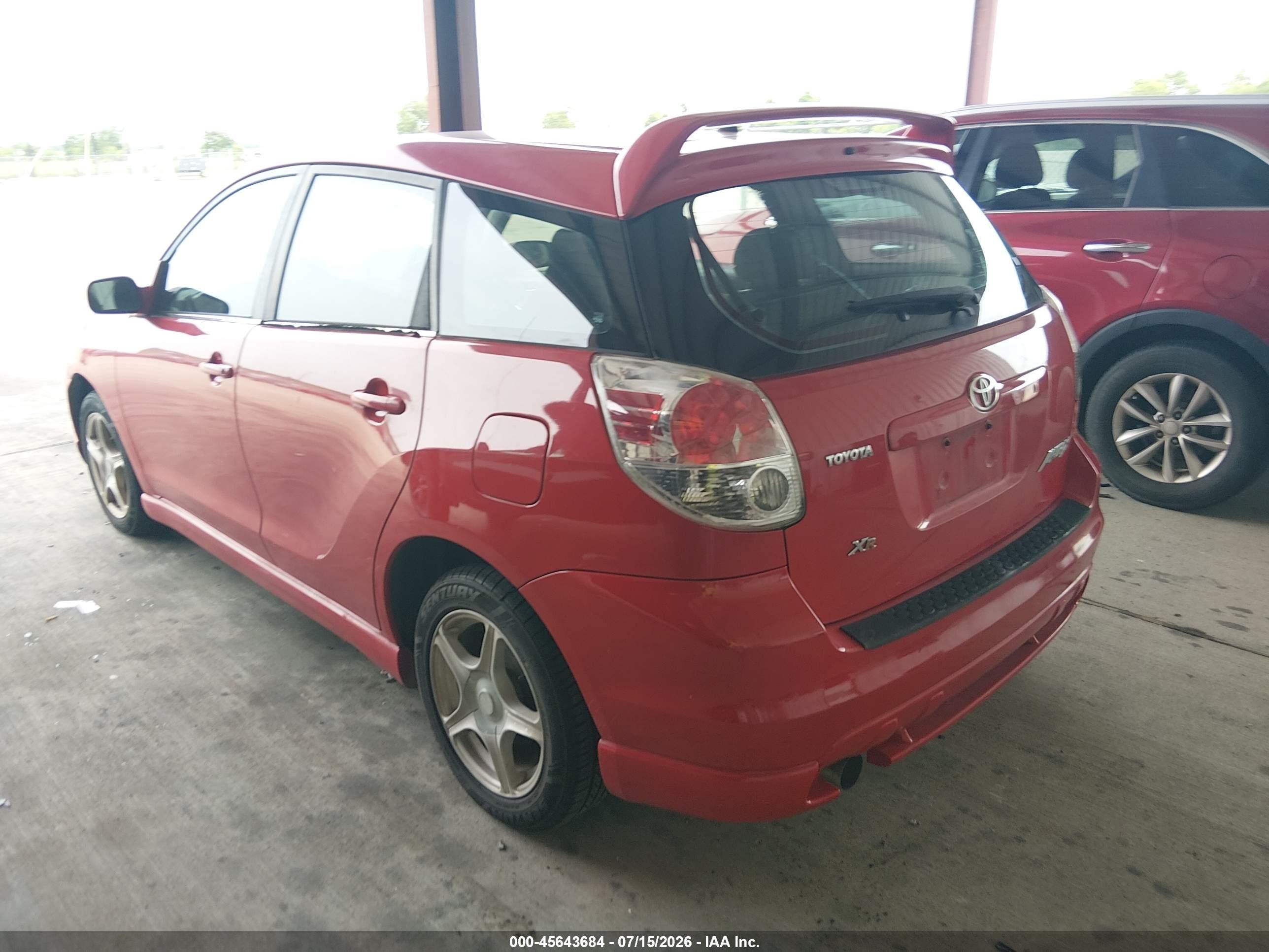 2005 Toyota Matrix Xr Red vin: 2T1KR30E65C484457