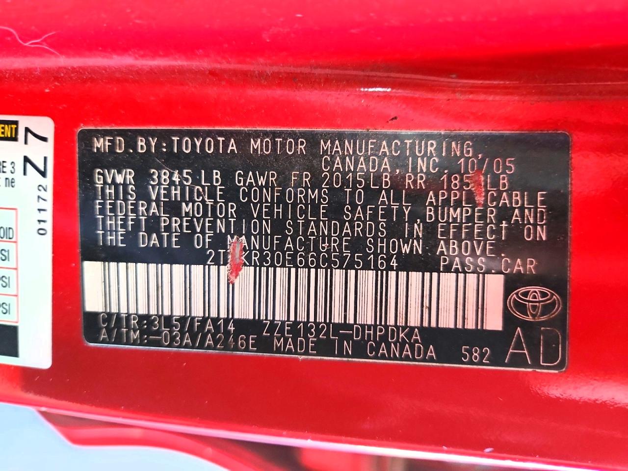2006 Toyota Matrix Base Red vin: 2T1KR30E66C575164