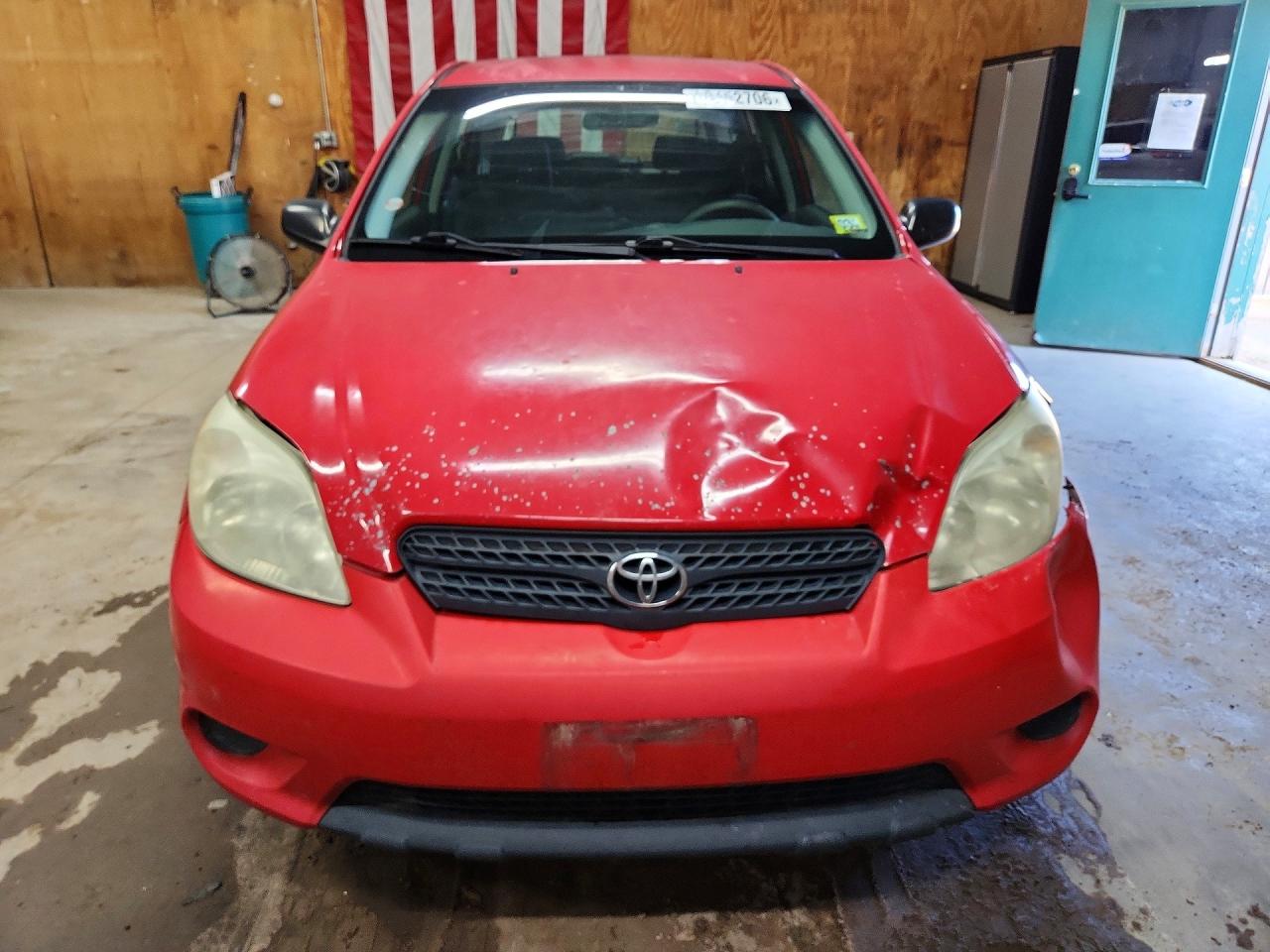 2006 Toyota Matrix Base Red vin: 2T1KR30E66C575164