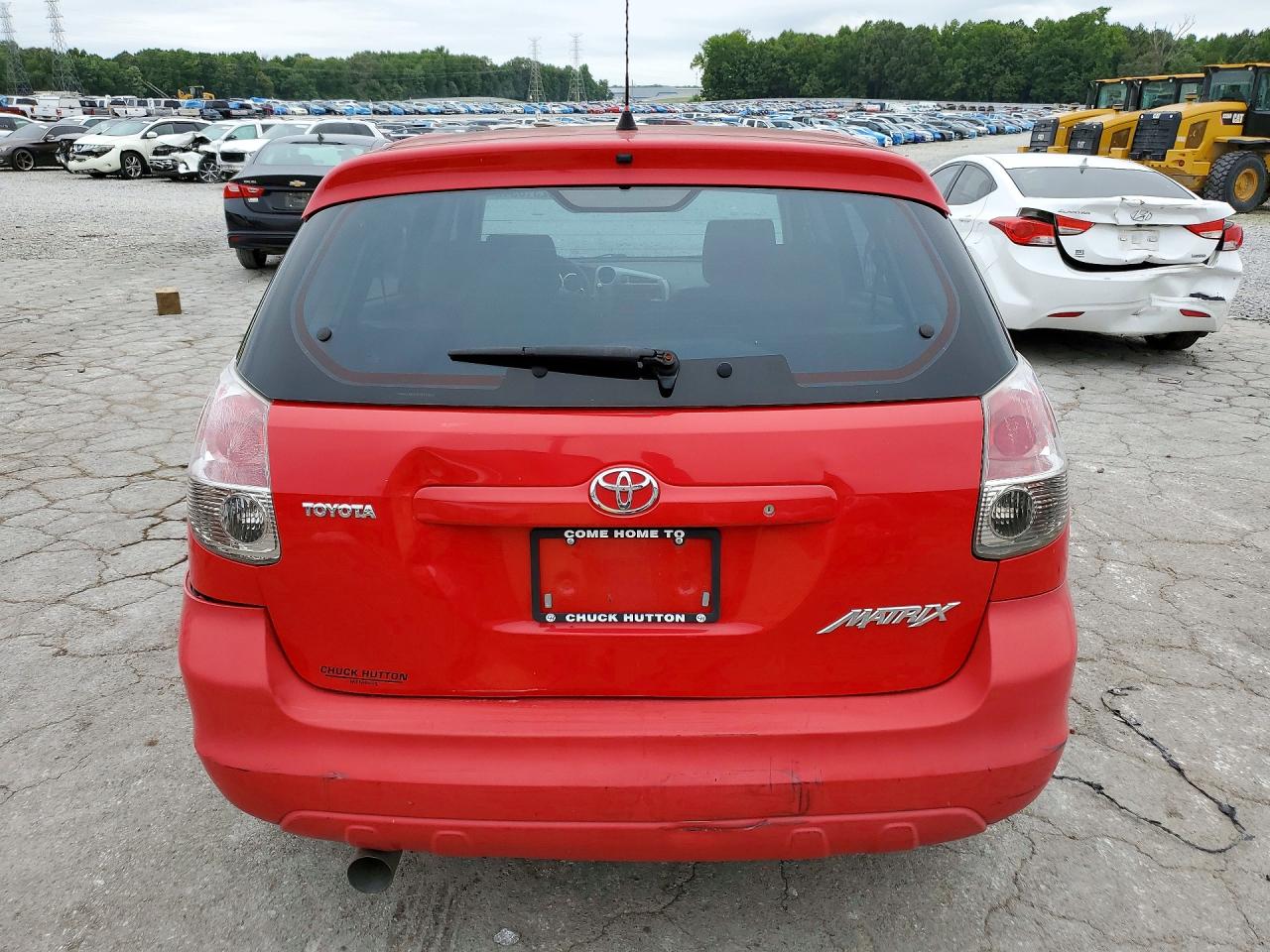 2007 Toyota Matrix Base Red vin: 2T1KR30E67C637034
