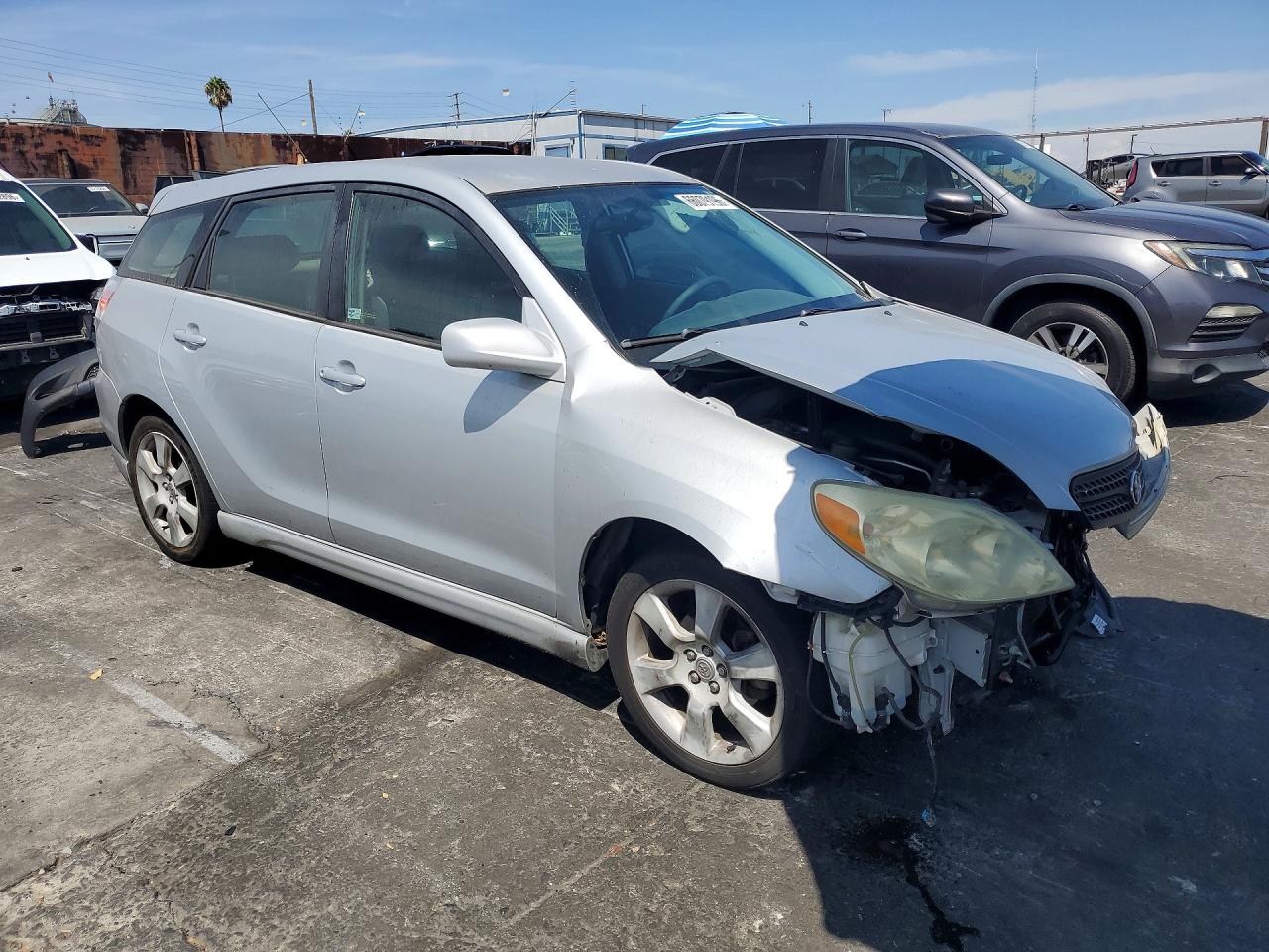 2005 Toyota Matrix Xr Silver vin: 2T1KR30E75C352355
