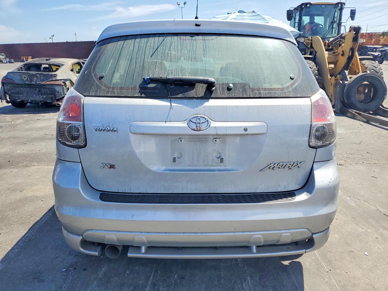 2005 Toyota Matrix Xr Silver vin: 2T1KR30E75C352355