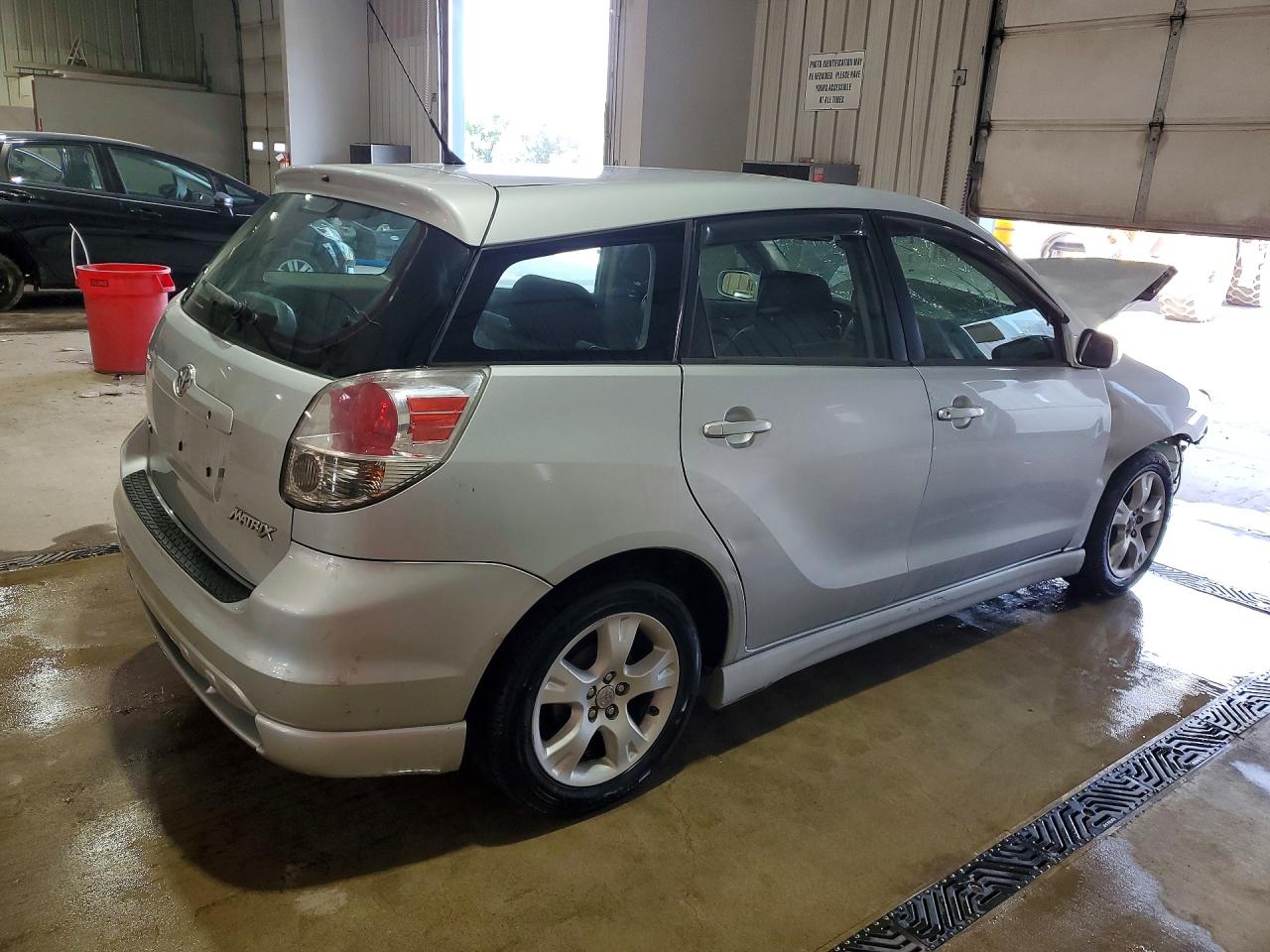 2008 Toyota Corolla Matrix Xr Silver vin: 2T1KR30E78C718058